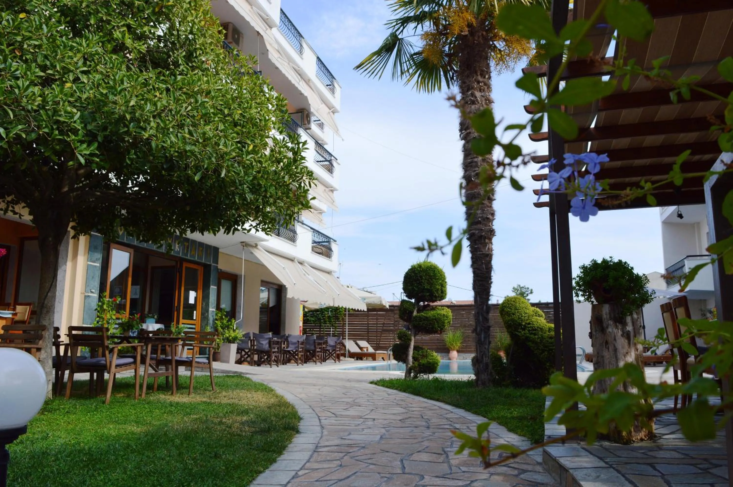 Syrtaki Hotel