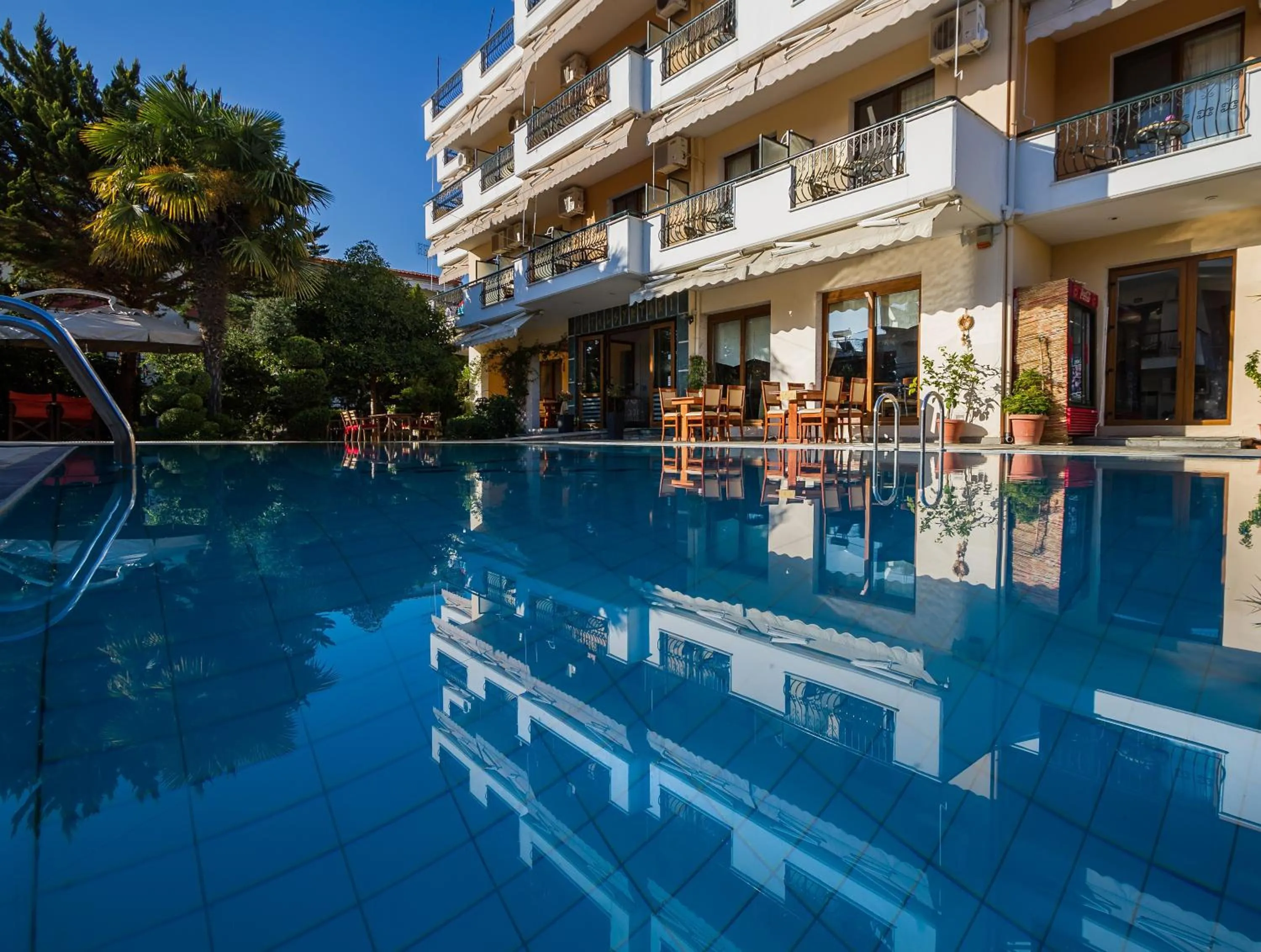 Syrtaki Hotel
