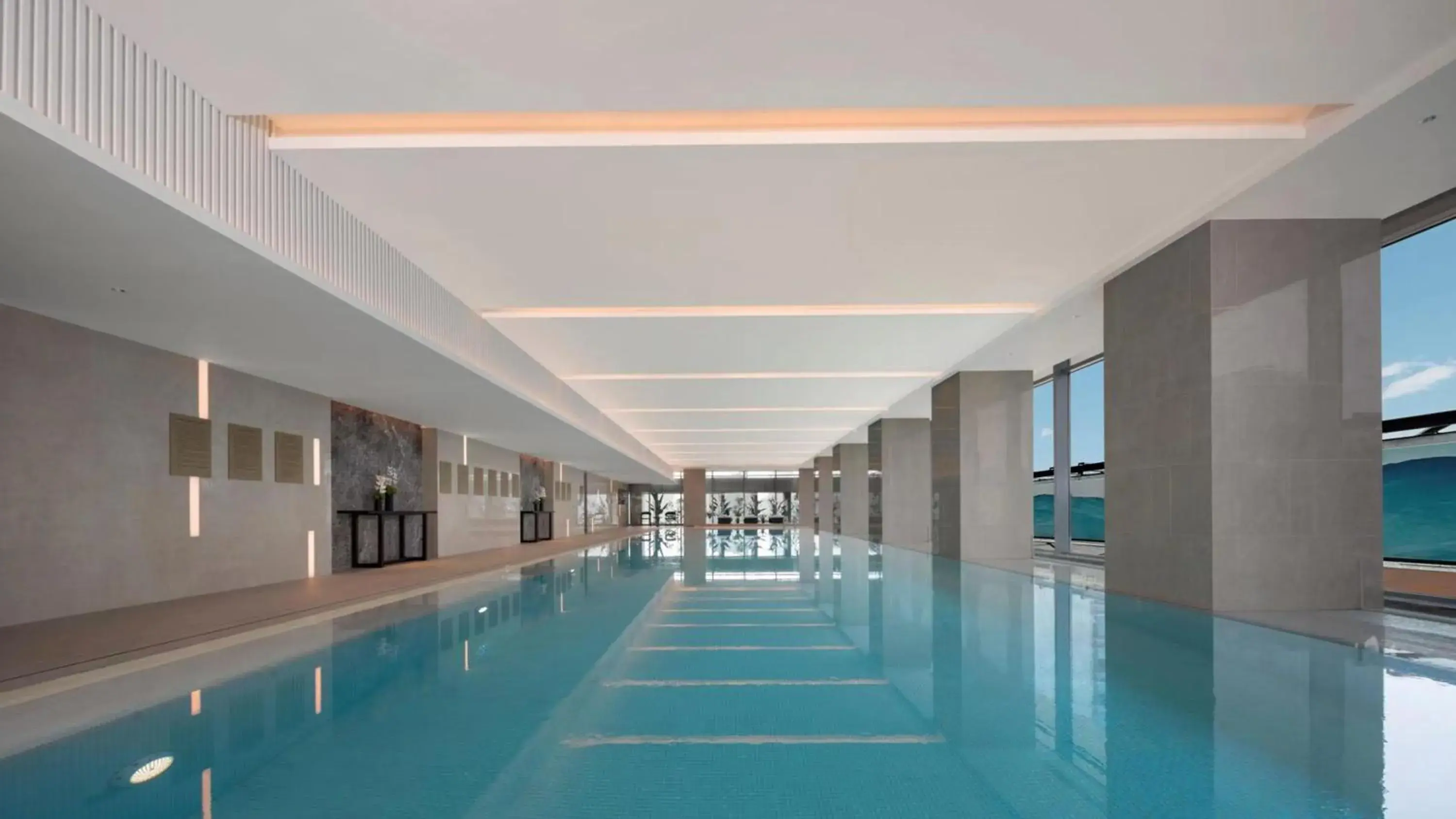 Swimming pool in Crowne Plaza Hangzhou Linping by IHG Swimming pool in Crowne Plaza Hangzhou Linping by IHG