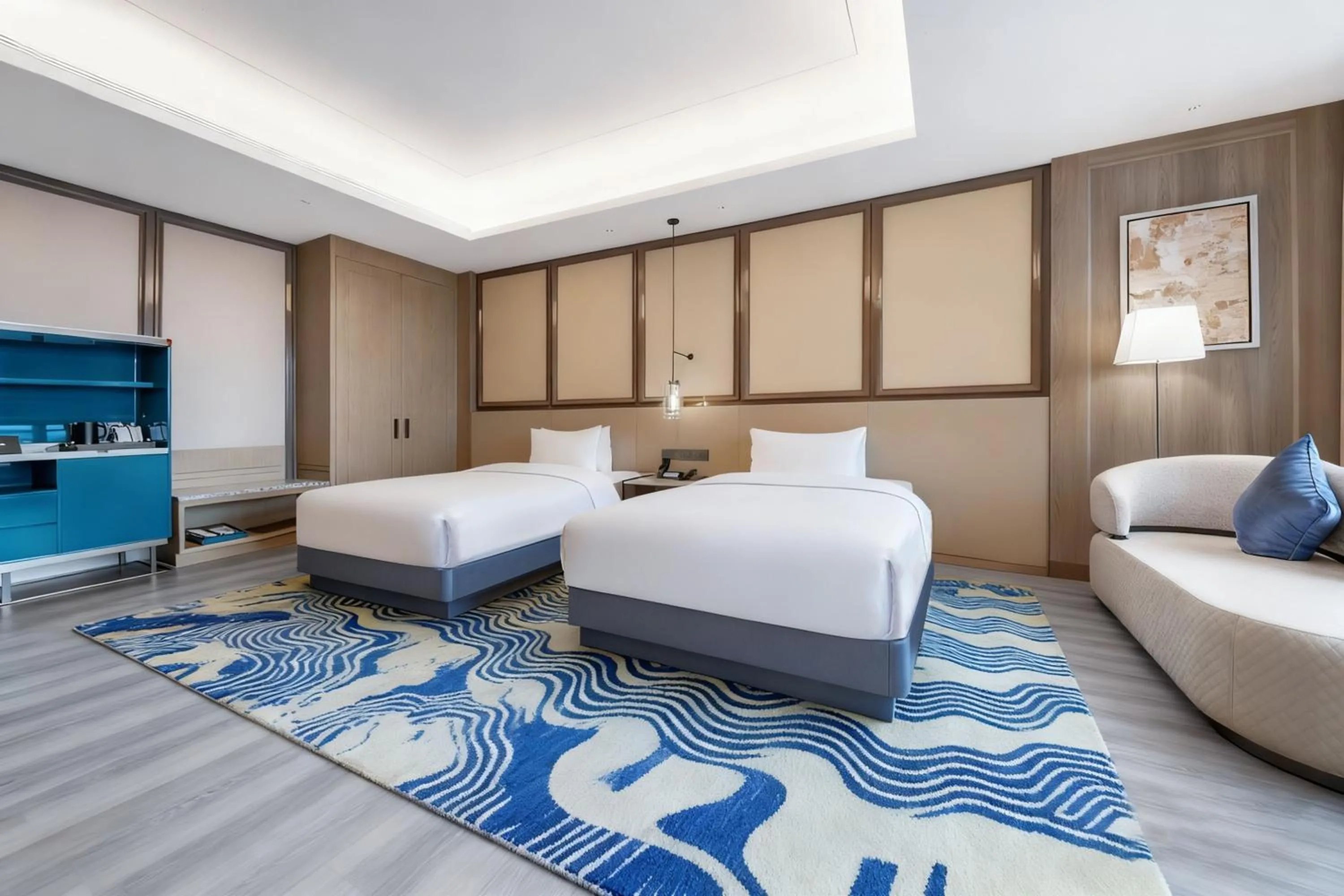 Photo of the whole room, Bed in Crowne Plaza Hangzhou Linping by IHG