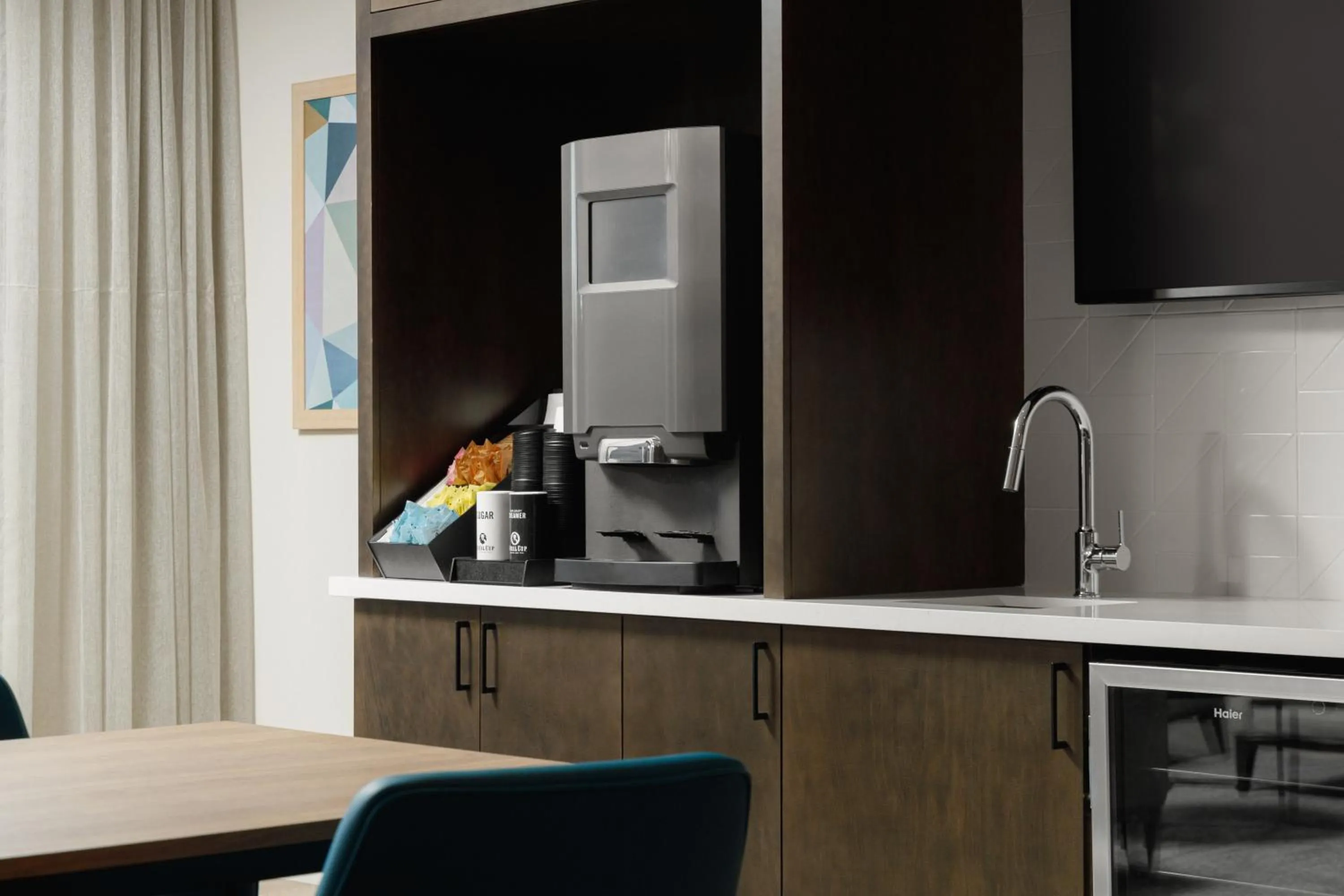 Coffee/tea facilities in WaterWalk Extended Stay by Wyndham Tucson