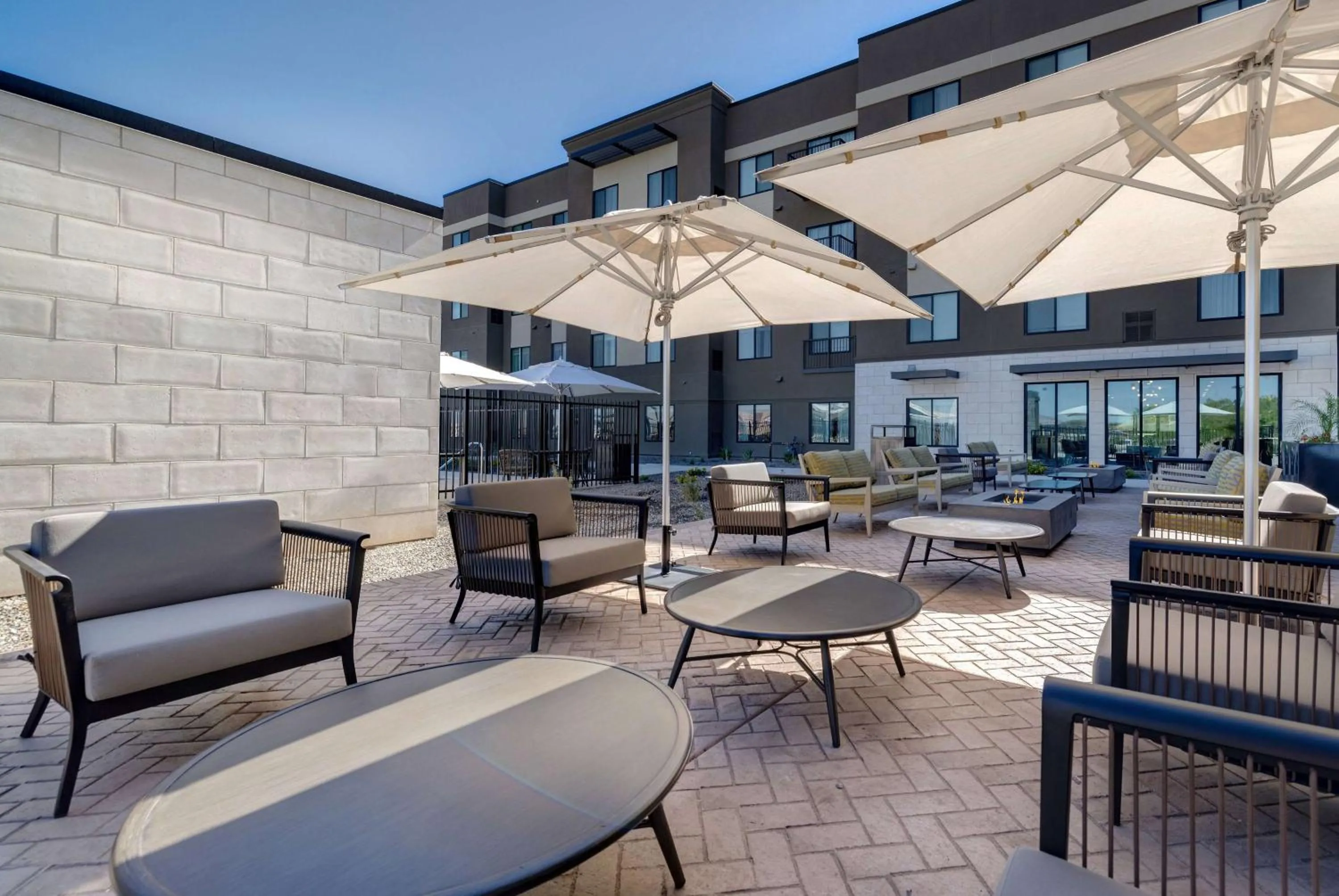 Inner courtyard view in WaterWalk Extended Stay by Wyndham Tucson