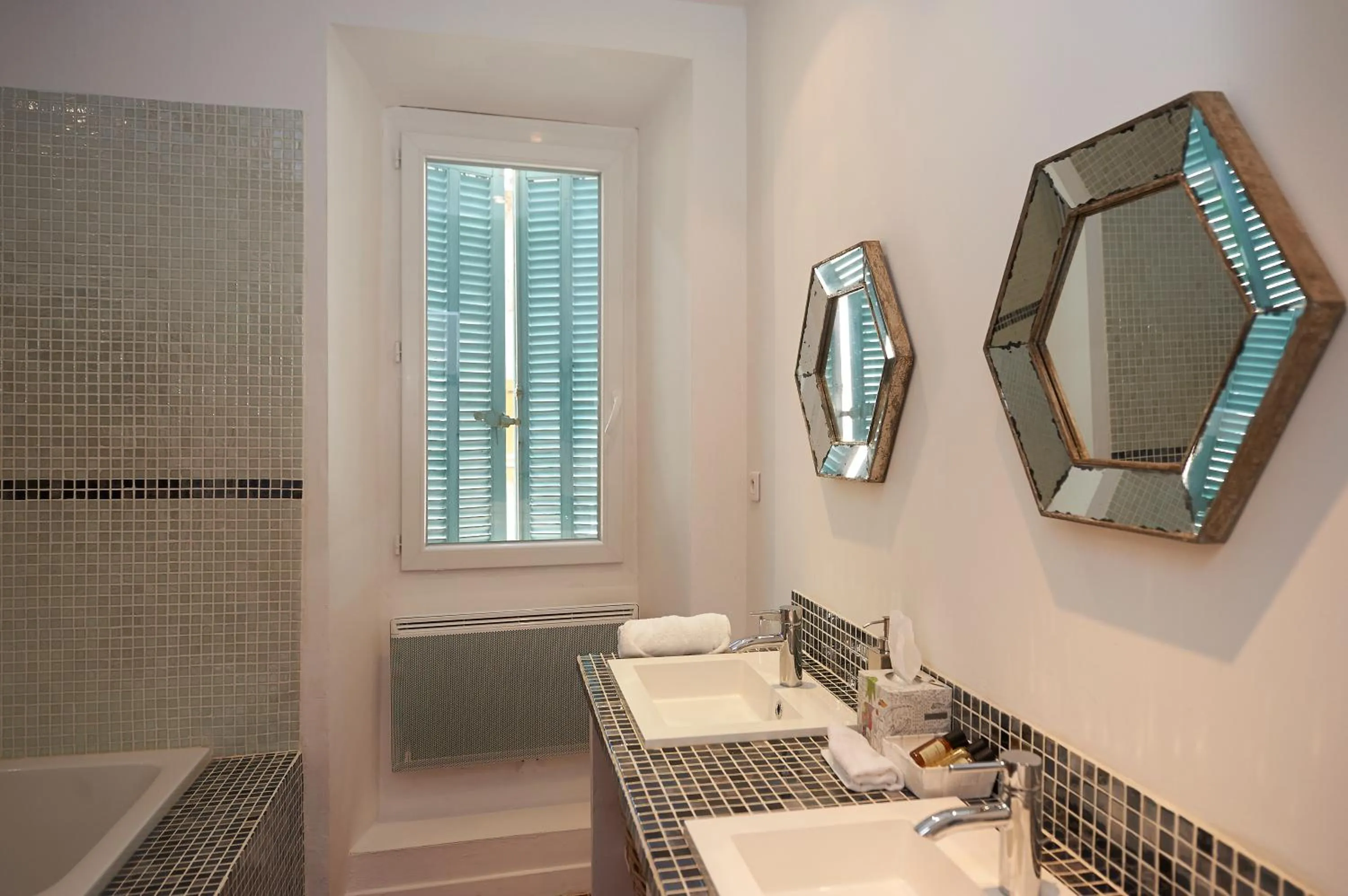 La Grande Maison De Nans