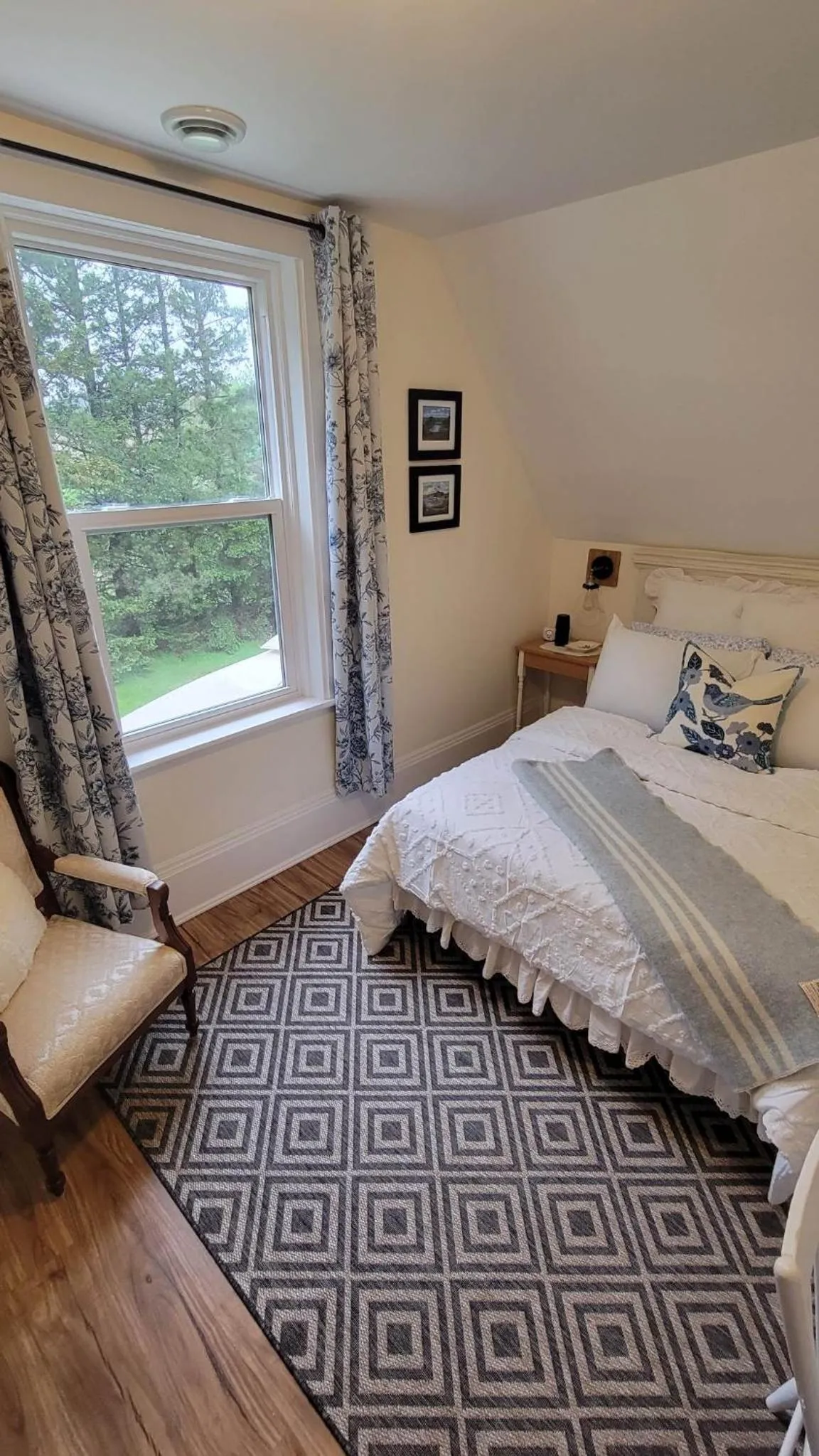 Double Room with Garden View in Clinton Pond Bed and Breakfast