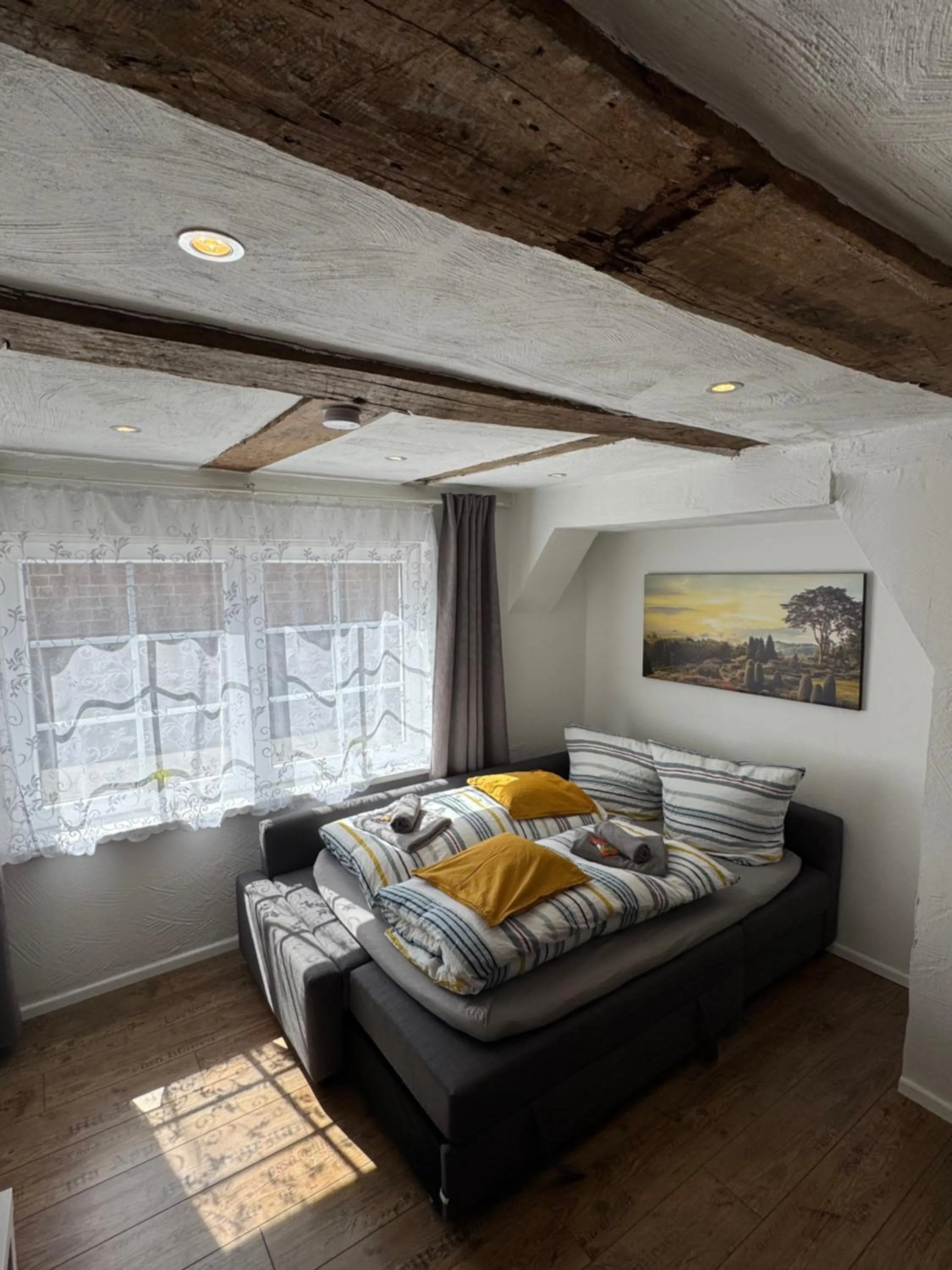 Living room, Bed in Ferienwohnung-Goldener Winkel