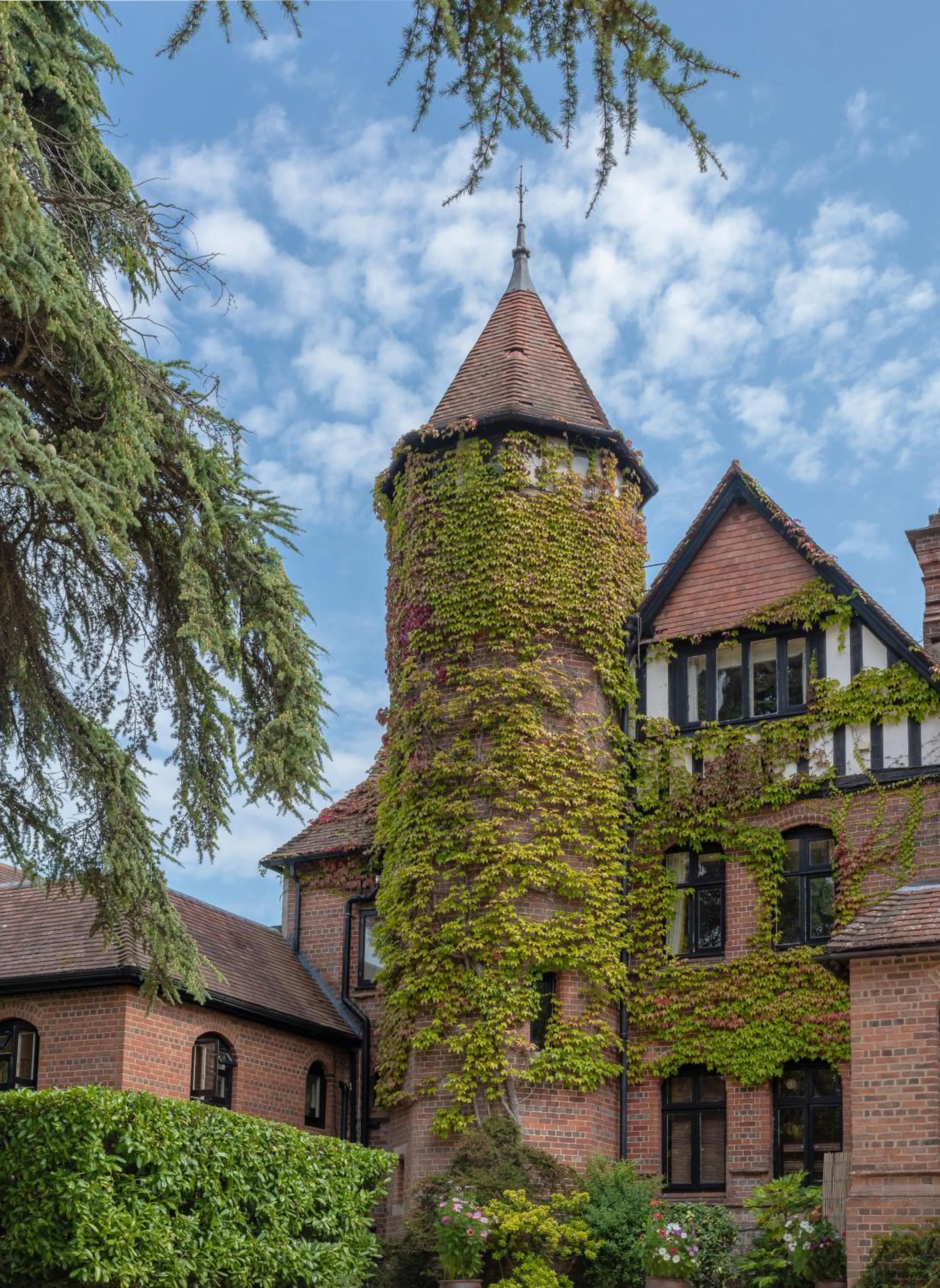 Property building in Careys Manor Hotel & SenSpa