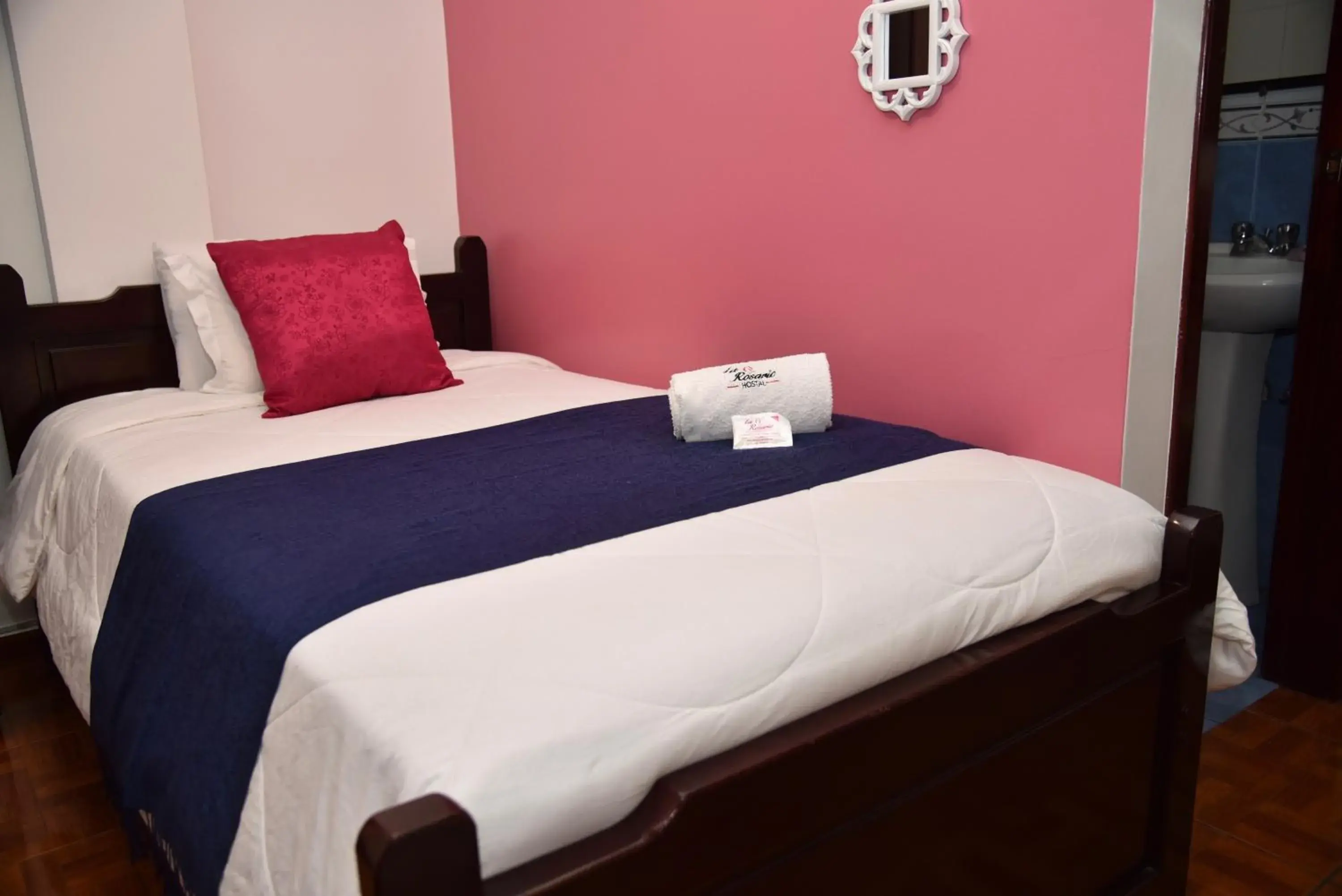 Single Room in La Rosario Hotel Single Room in La Rosario Hotel