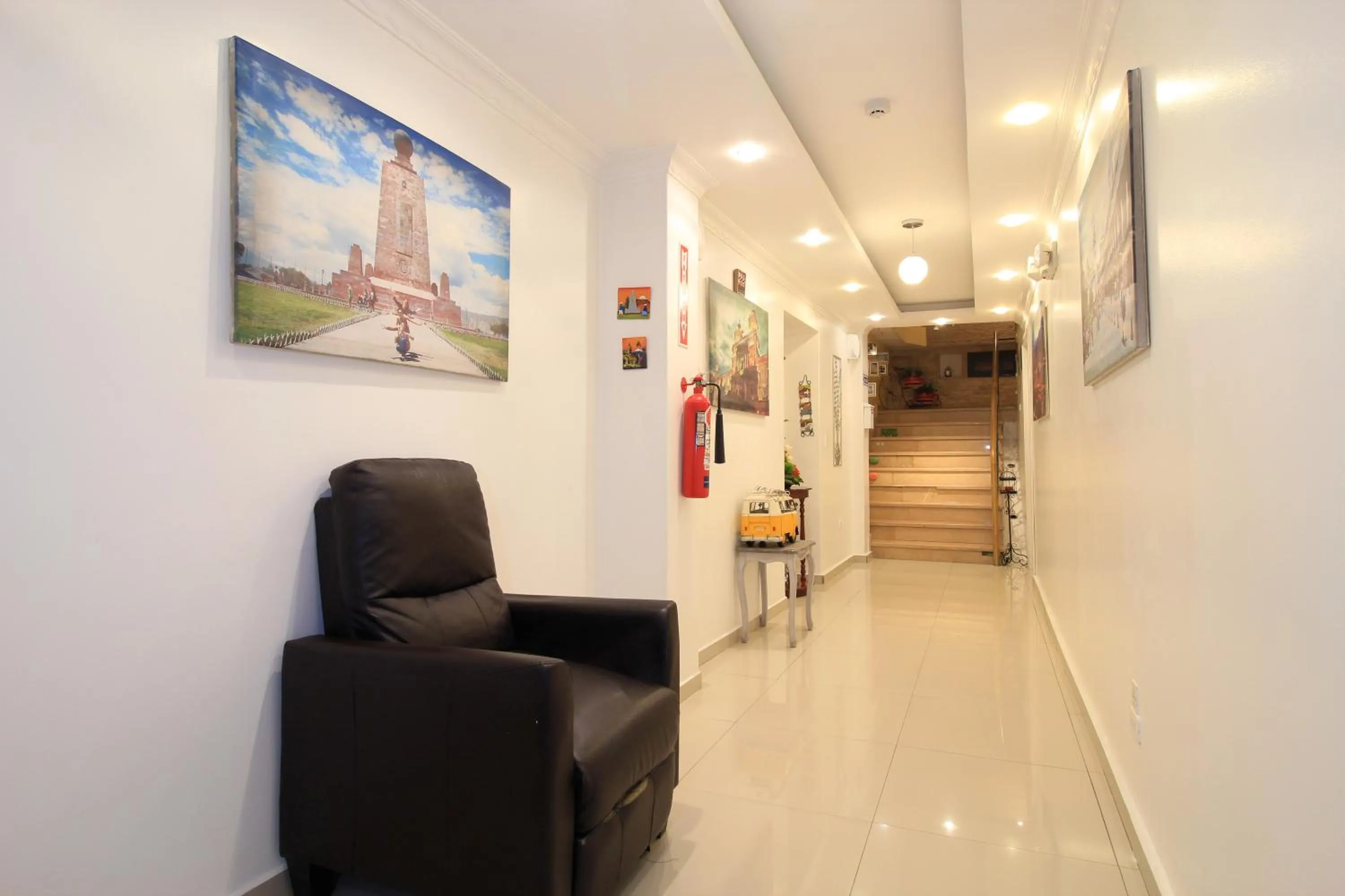 Lobby or reception in La Rosario Hostal