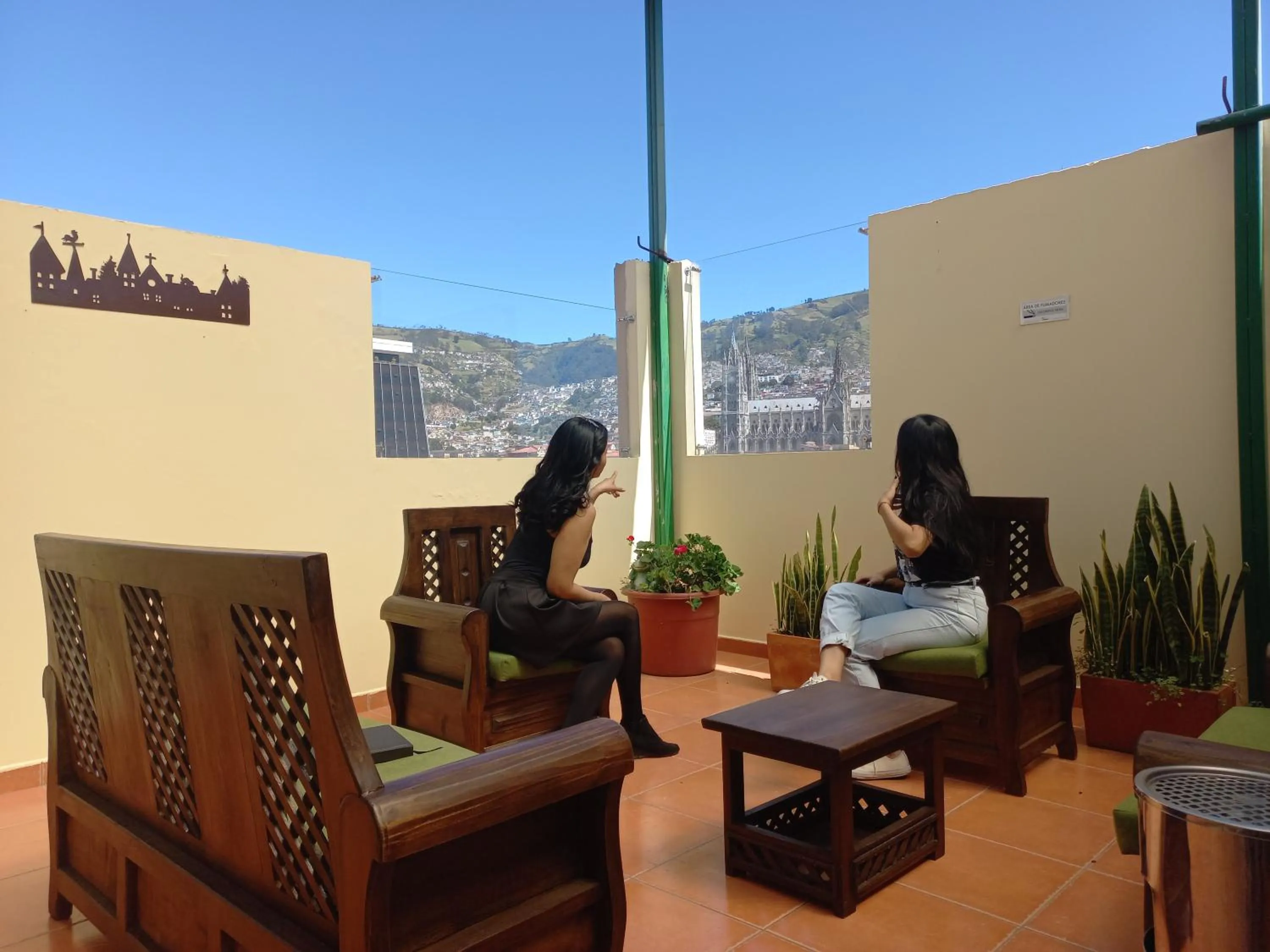 Balcony/Terrace in La Rosario Hostal