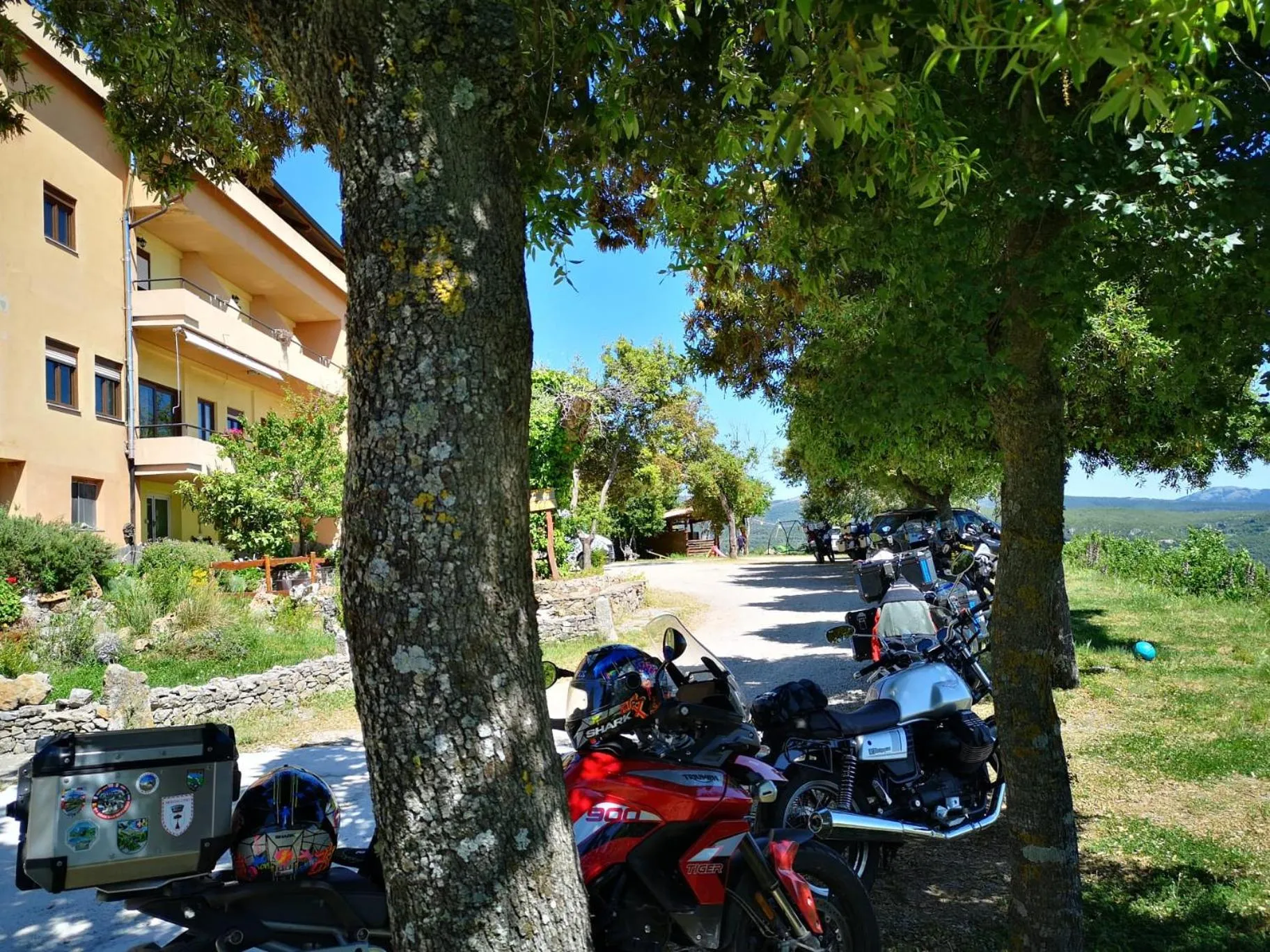 Parking in Hotel Miramonti Seulo Turismo Rurale