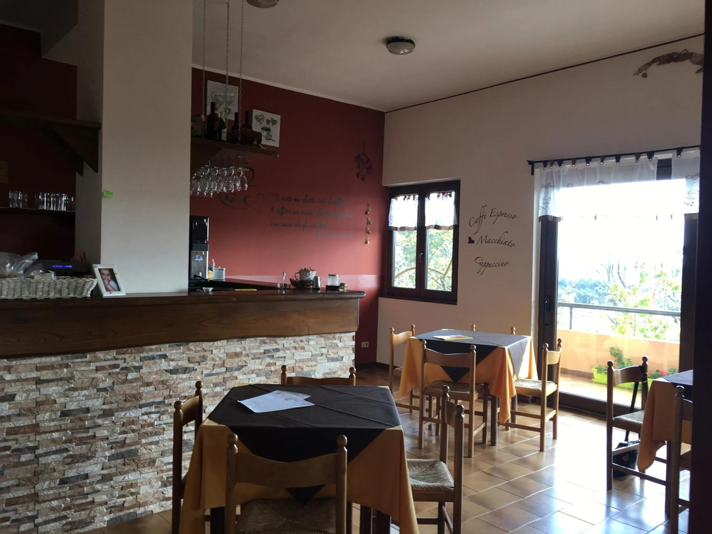 Lounge or bar in Hotel Miramonti Seulo Turismo Rurale