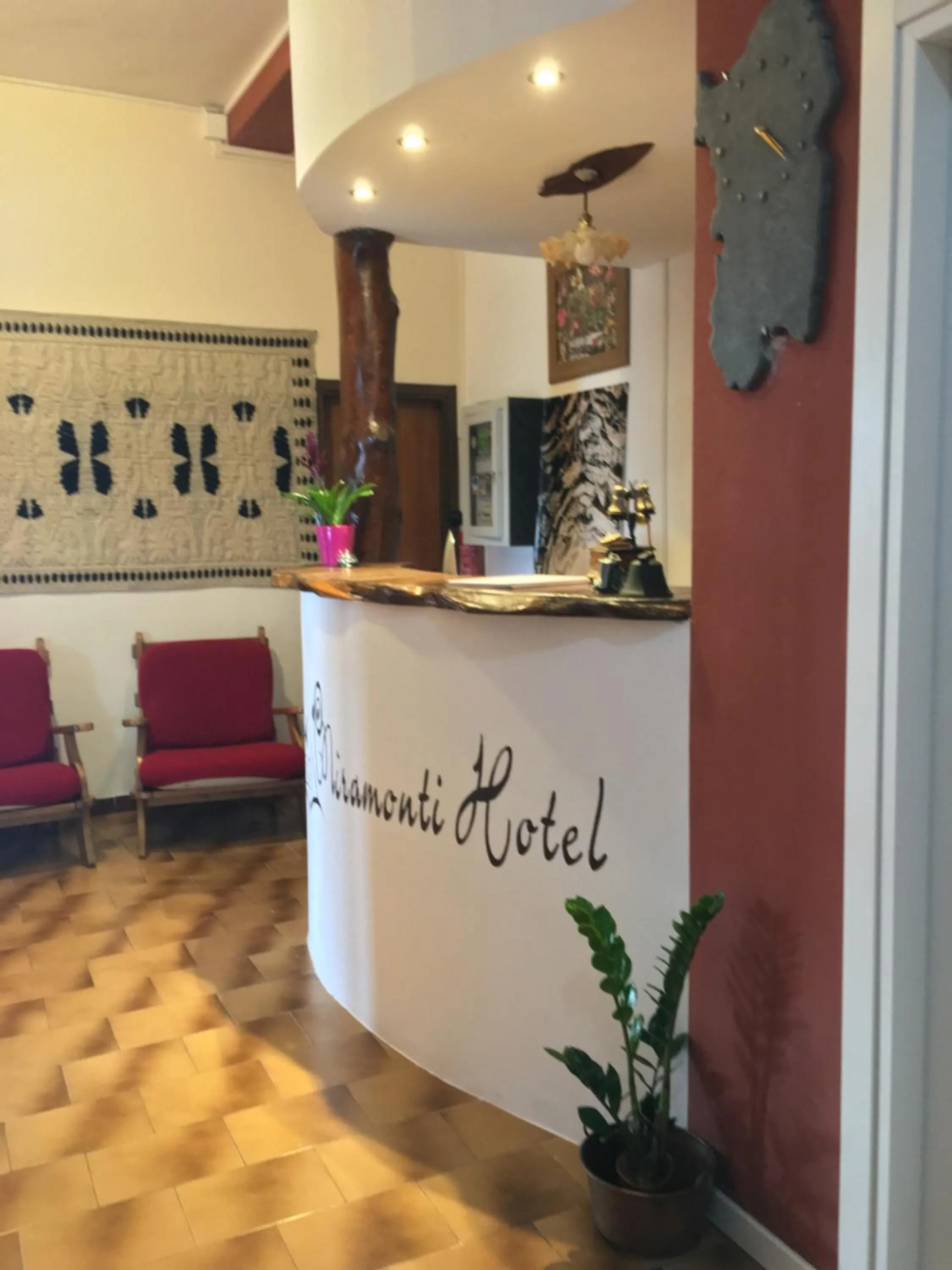 Lobby or reception in Hotel Miramonti Seulo Turismo Rurale