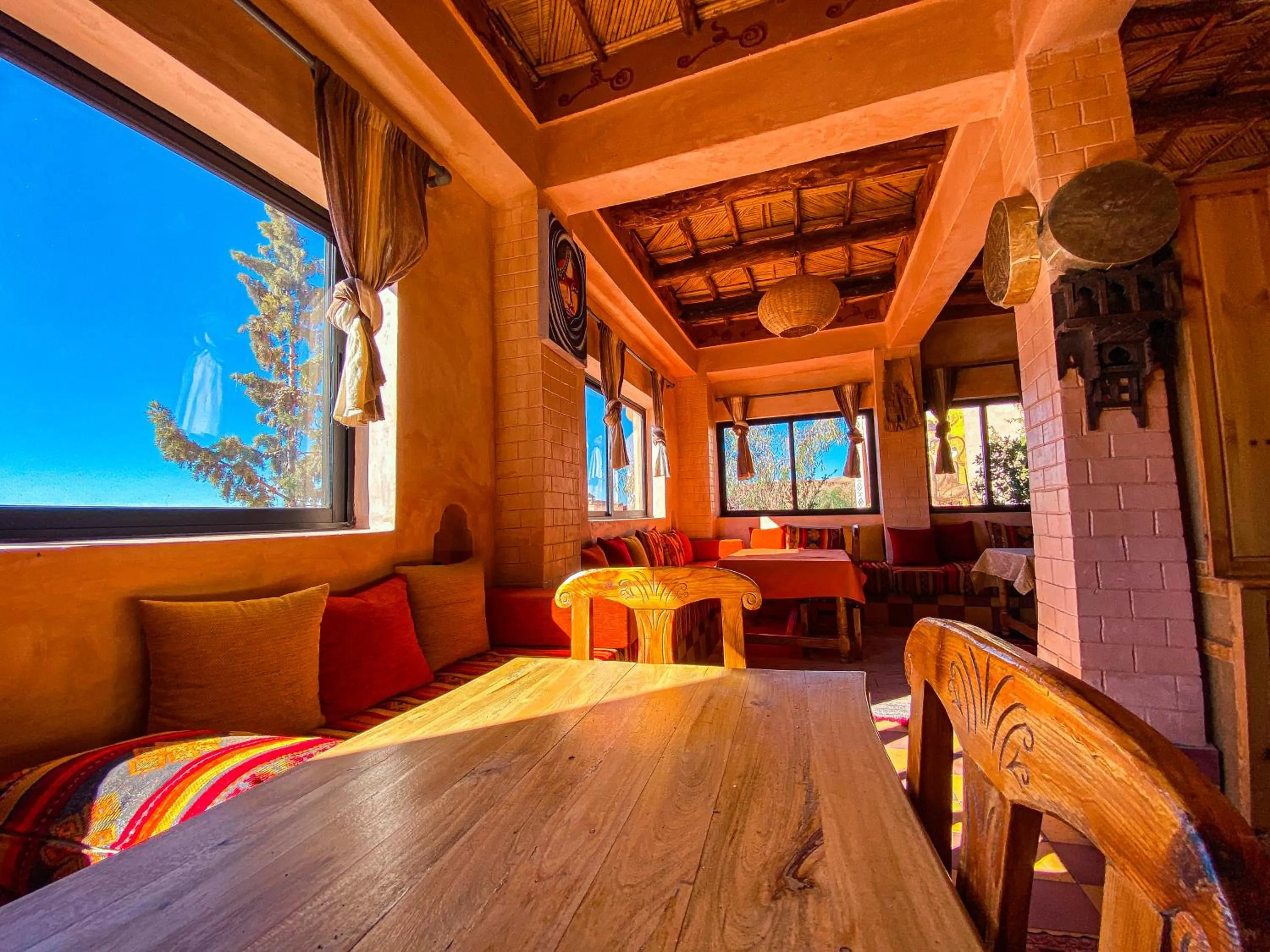 Restaurant/places to eat in Auberge Ayouze