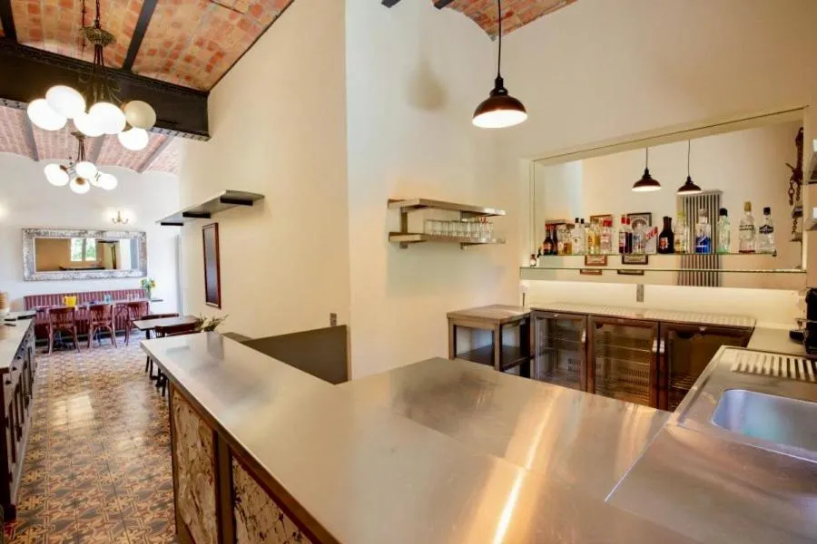 Lounge or bar in La Grande Verrière - Luberon en Provence