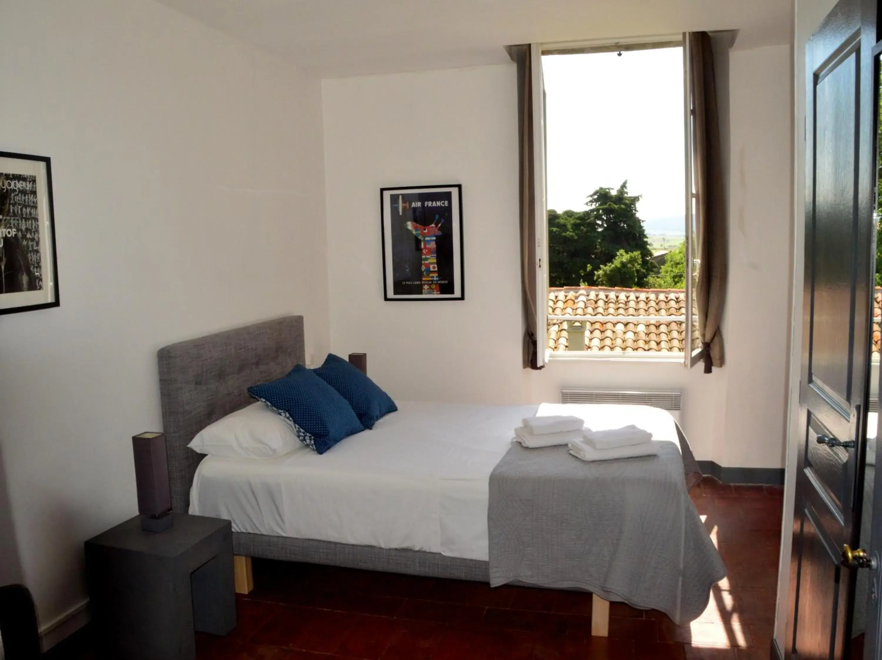 Double Room with Garden View in Le Voyageur - Chambres d'Hôtes Double Room with Garden View in Le Voyageur - Chambres d'Hôtes