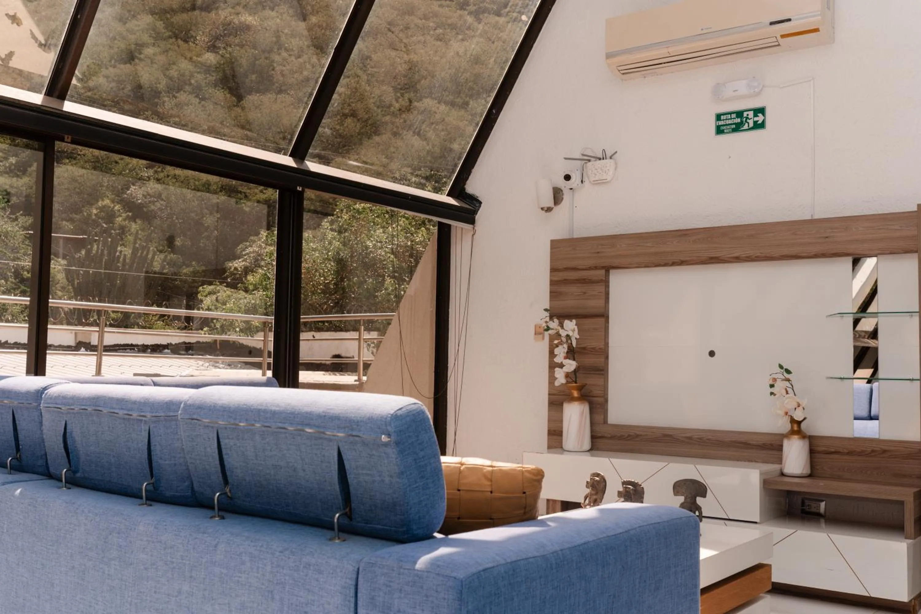 Bird's eye view in Hotel Kaamú Taganga