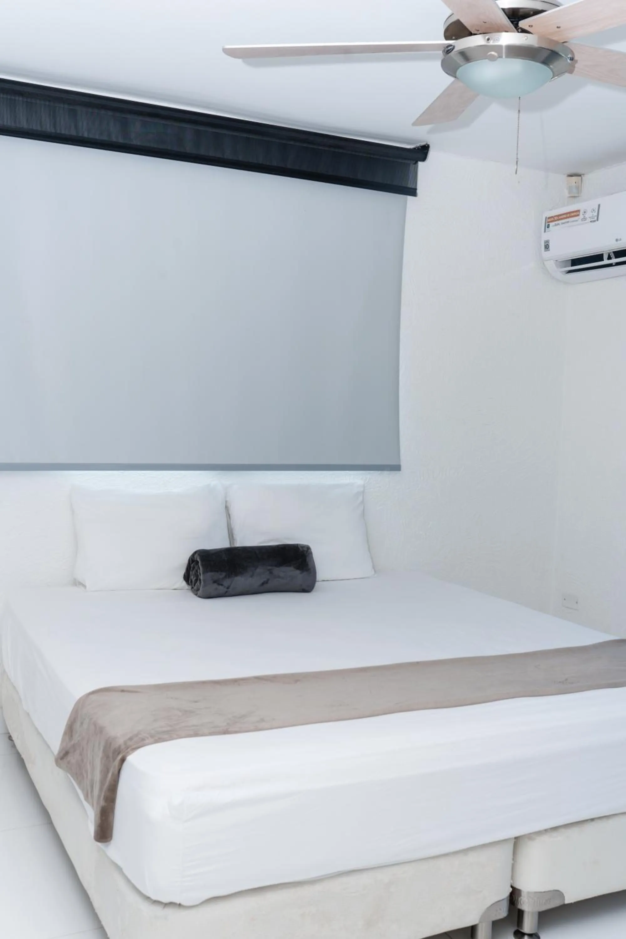 Bedroom, Bed in Hotel Kaamú Taganga