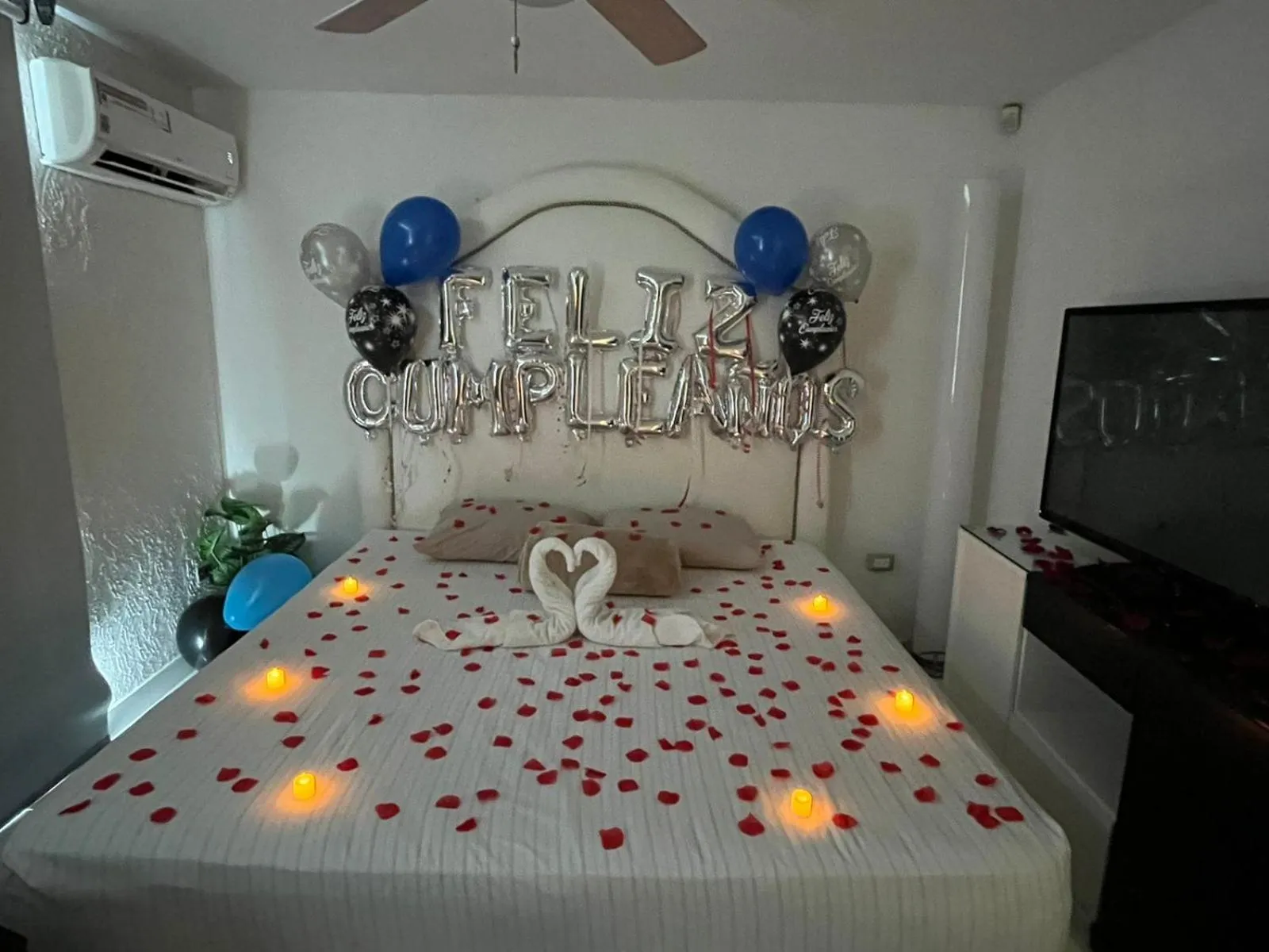 Bed in Hotel Kaamú Taganga