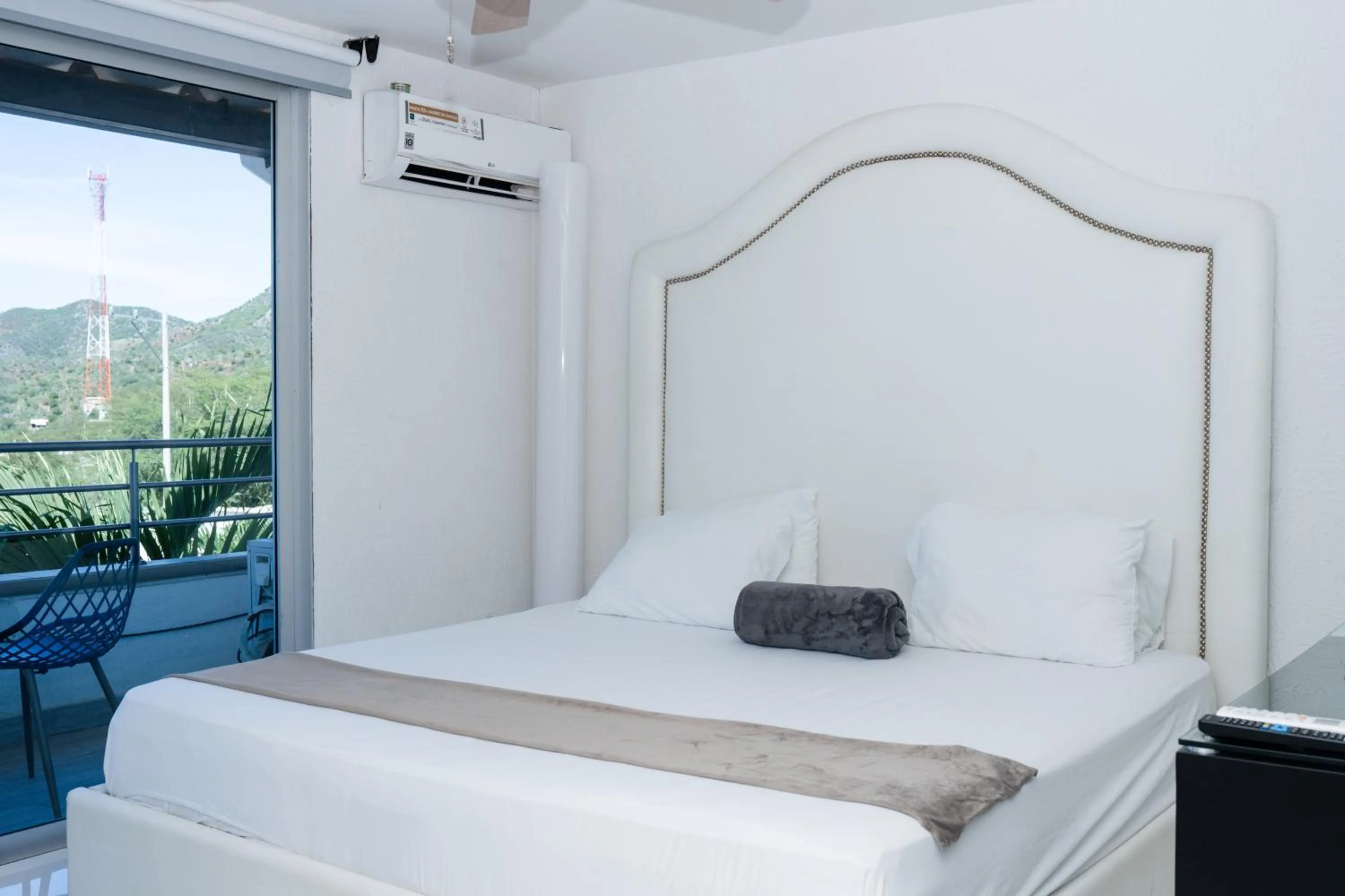 Bedroom, Bed in Hotel Kaamú Taganga