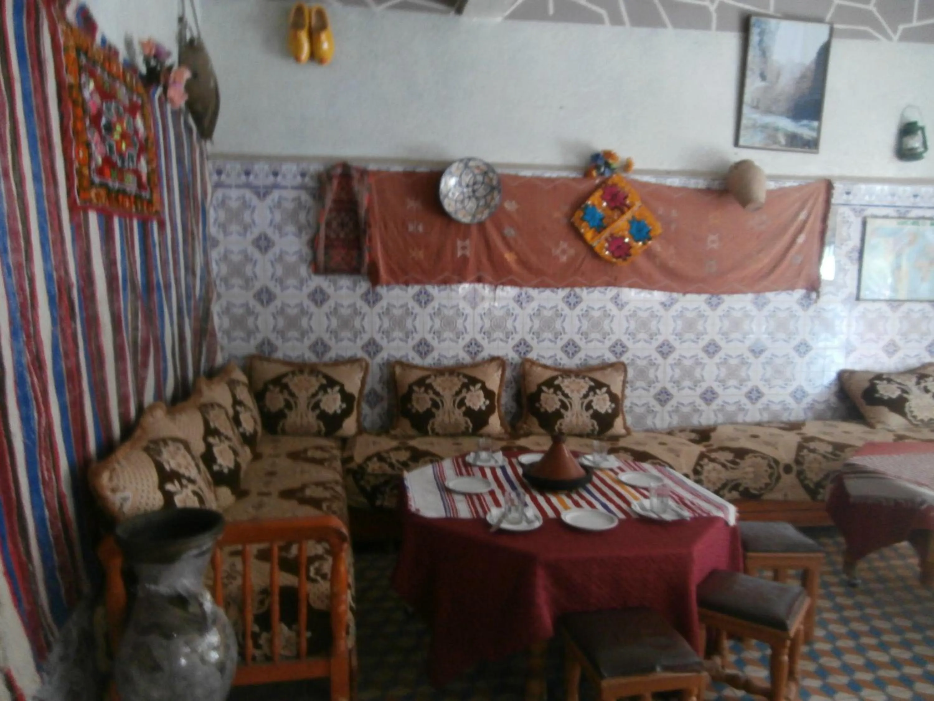 Restaurant/places to eat in Etoile des Gorges