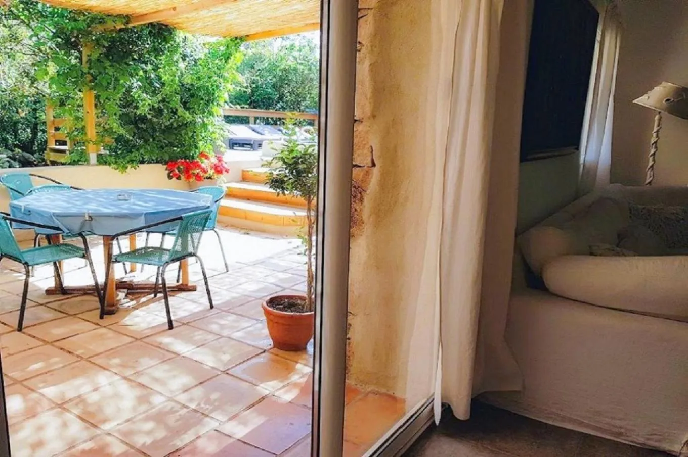 Patio in Salvacintoggio -Votre Villa avec Piscine Privée-