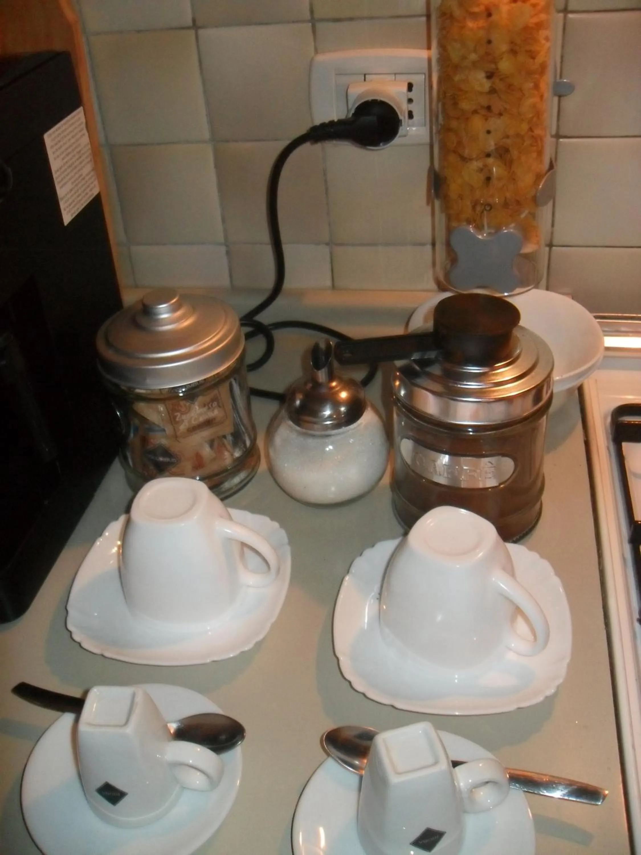 Coffee/tea facilities in B&B Villa Claudia