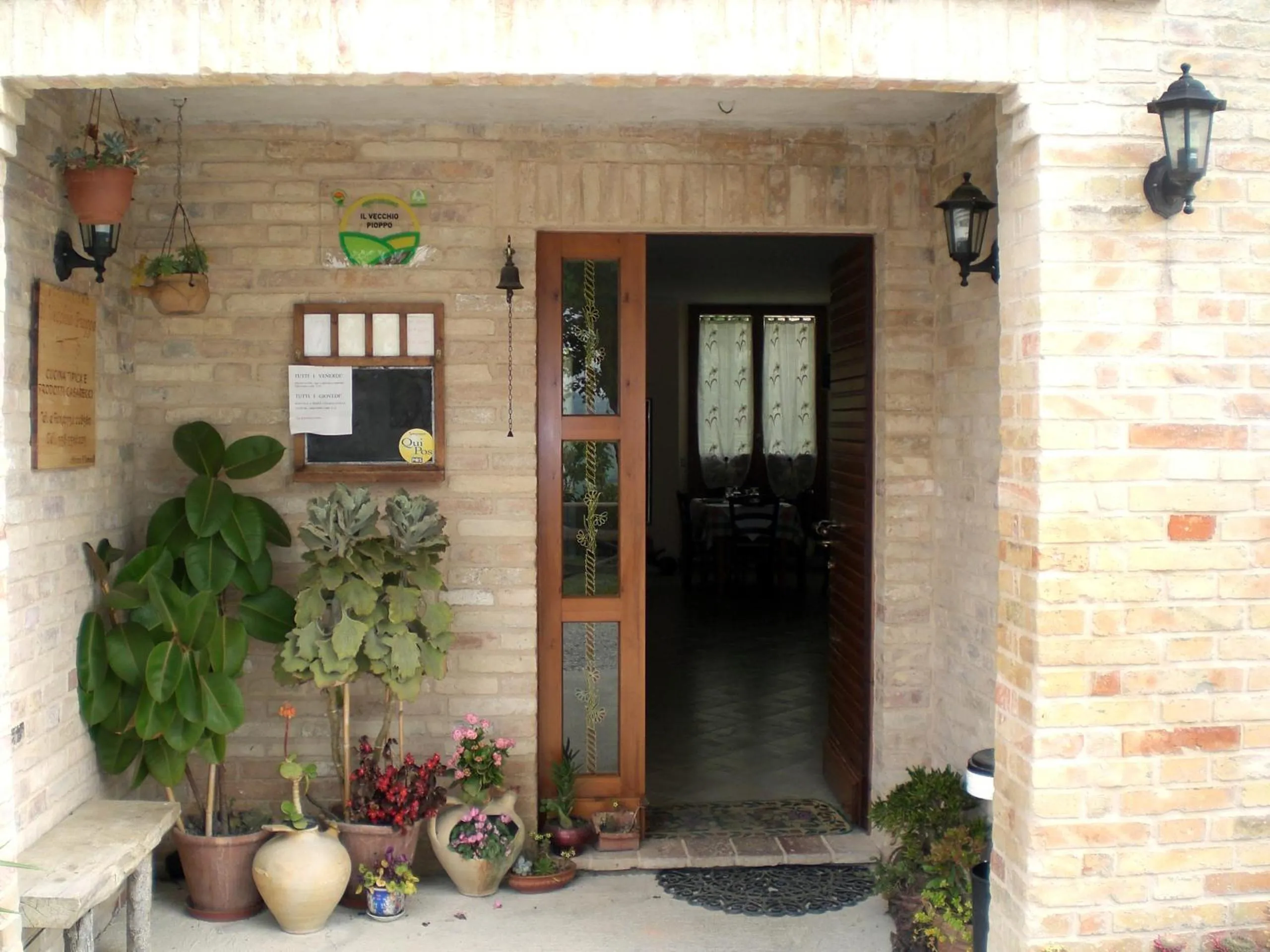 Facade/entrance in Il Vecchio Pioppo