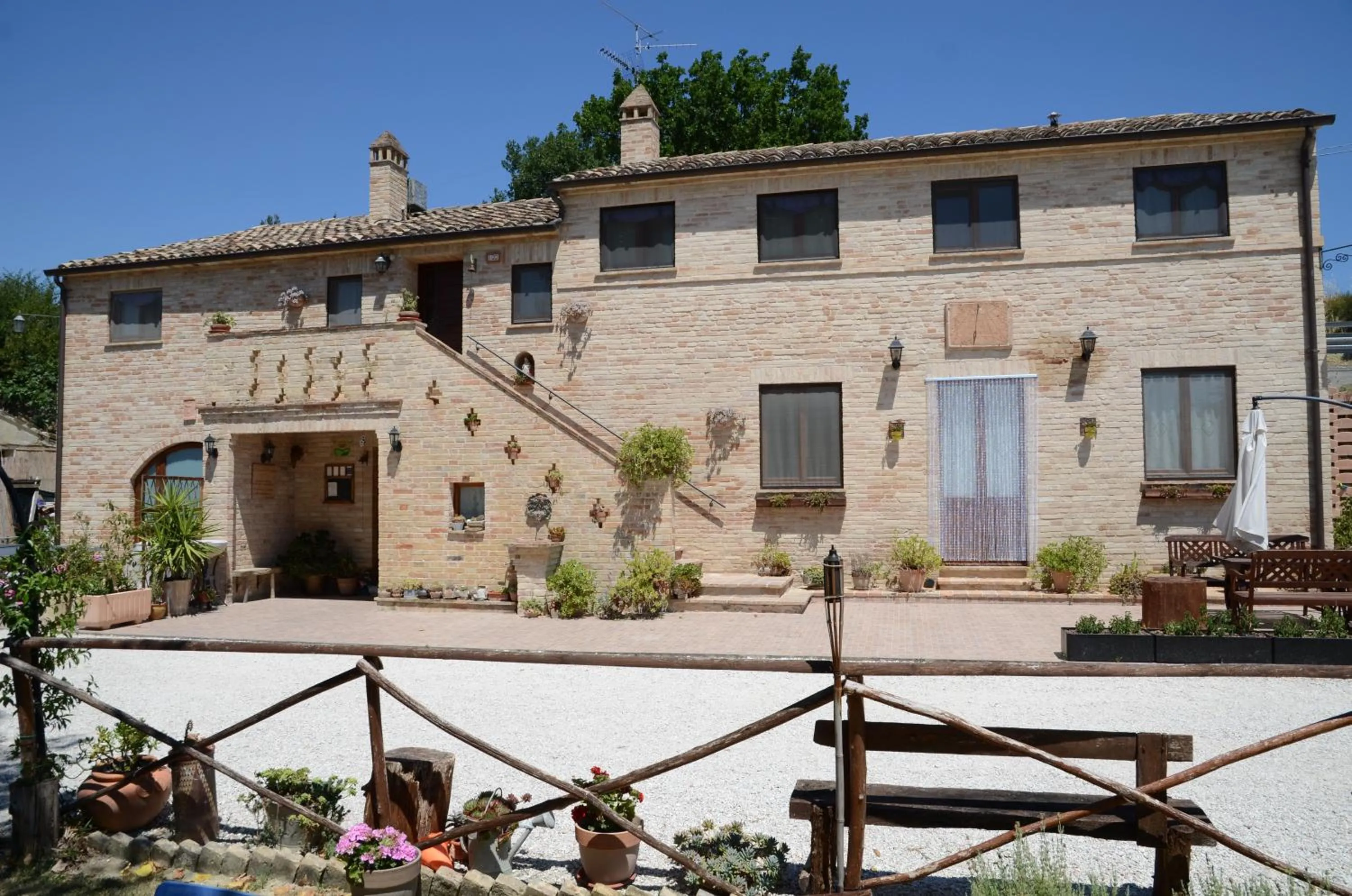 Facade/entrance in Il Vecchio Pioppo