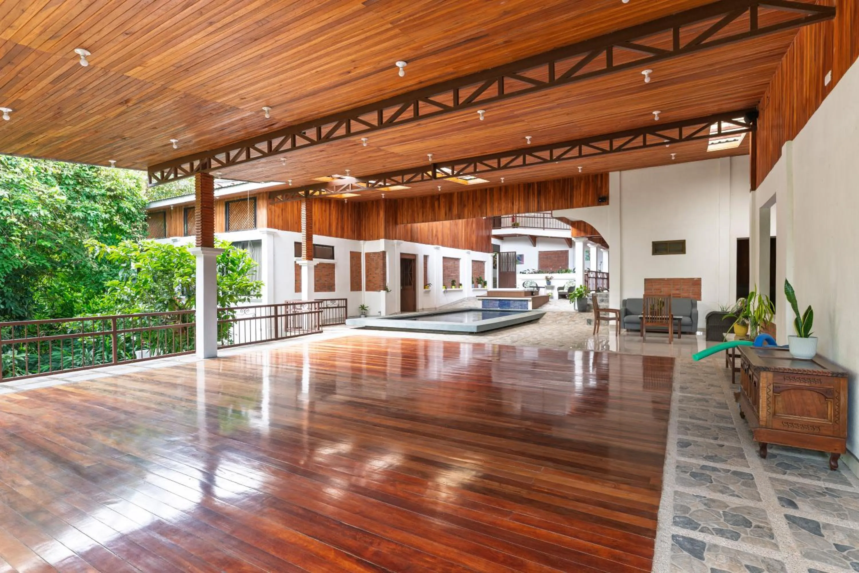 Patio in Hotel Ribera La Paz