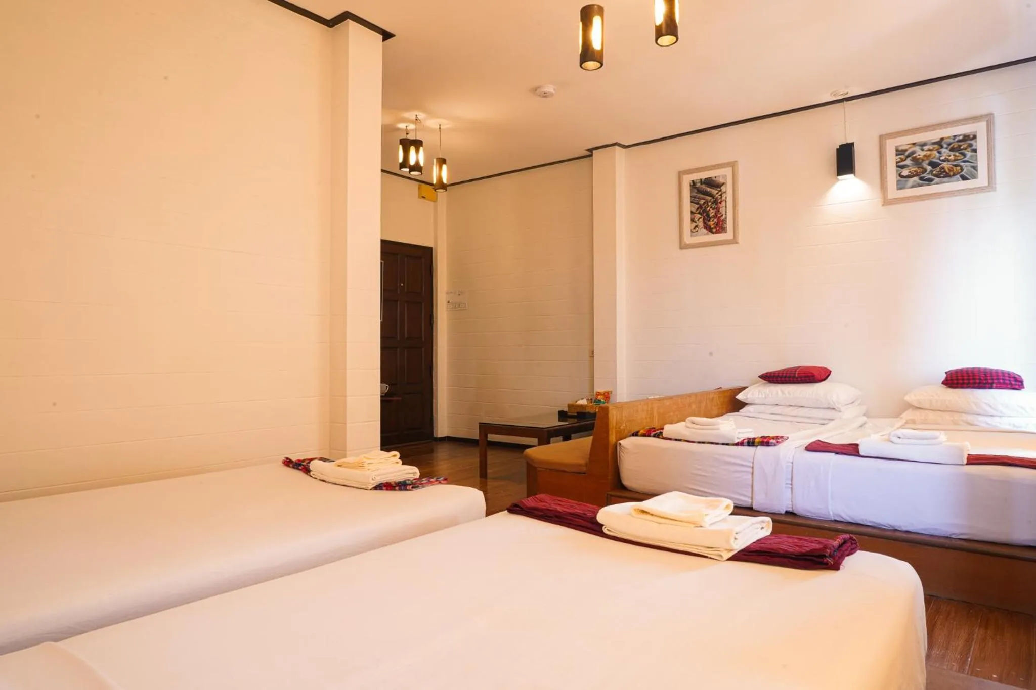 Bedroom, Bed in Thanicha Resort Amphawa