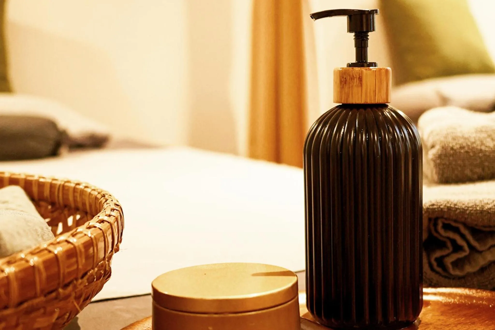 Spa and wellness centre/facilities in Thanicha Resort Amphawa