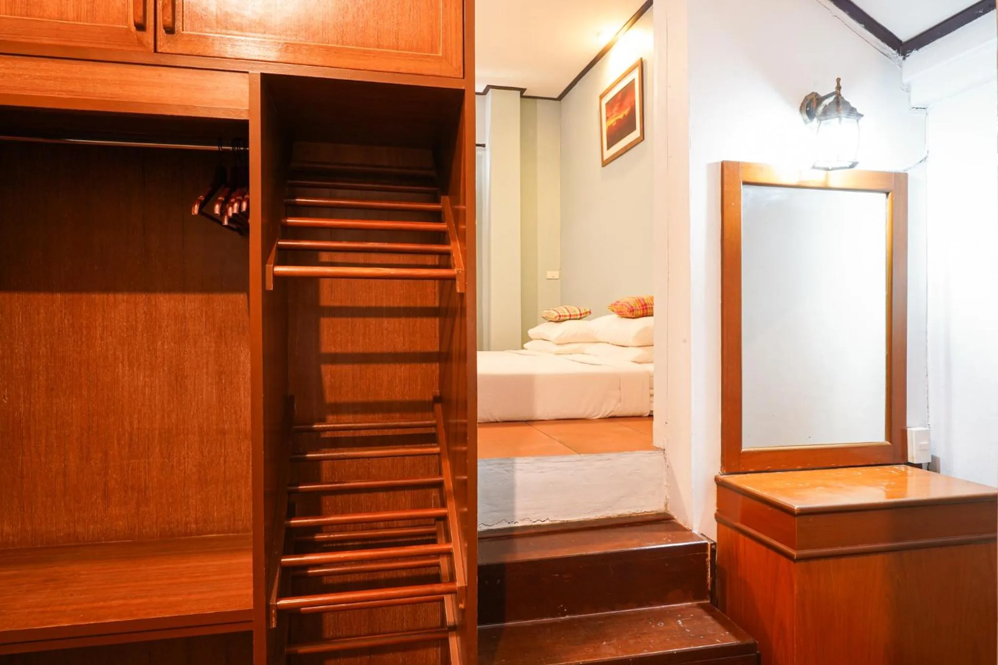 Bedroom, Bed in Thanicha Resort Amphawa