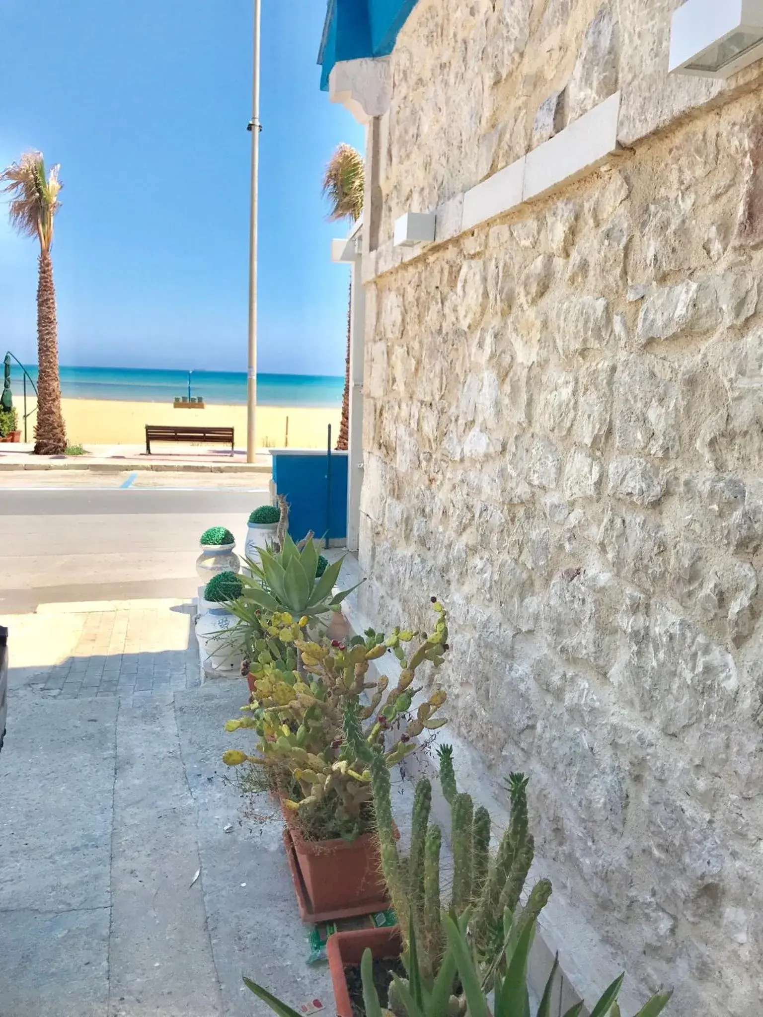 Facade/entrance in Terrazze Sul Mare Facade/entrance in Terrazze Sul Mare