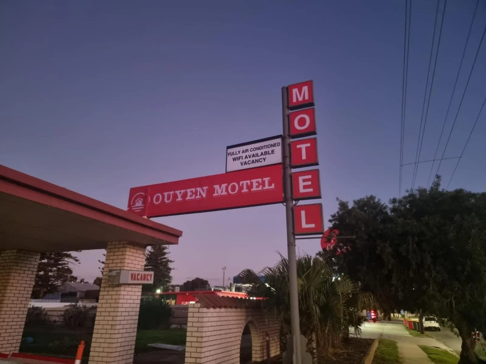 OUYEN MOTEL
