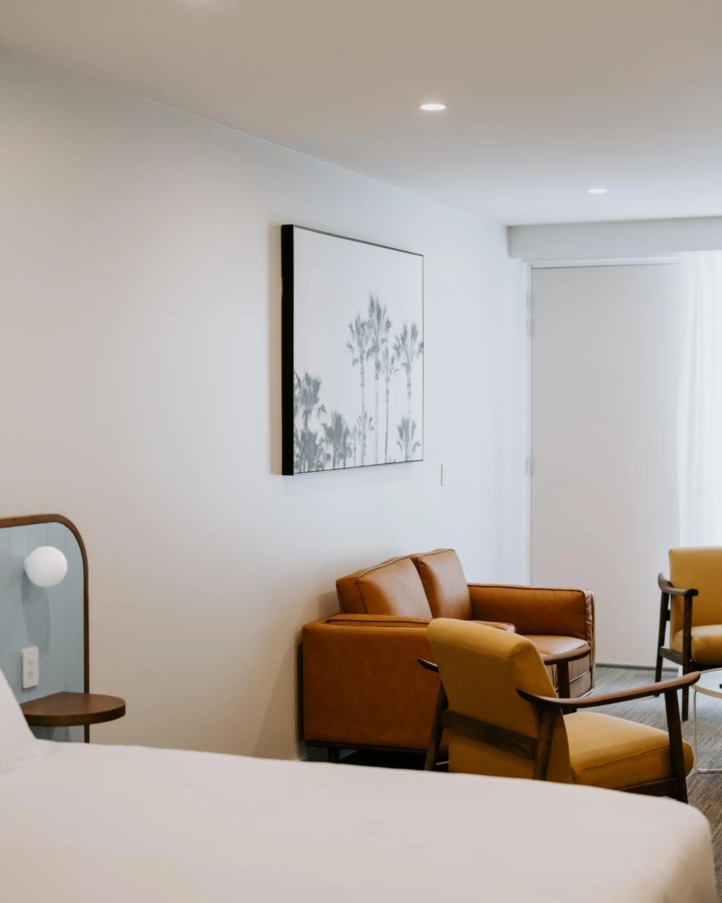 Peninsula Hotel Motel