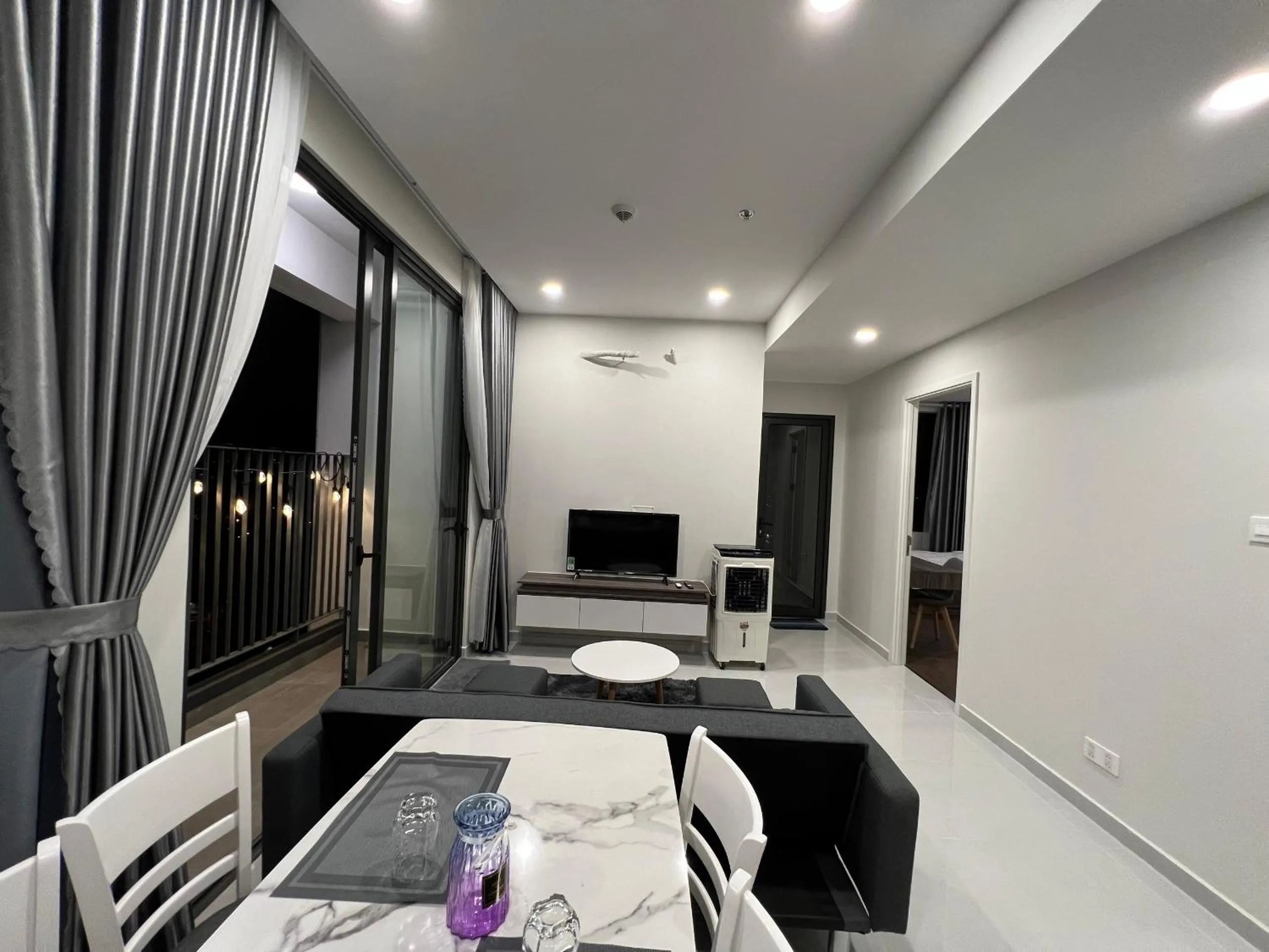 Communal lounge/ TV room in The Emerald Golf View