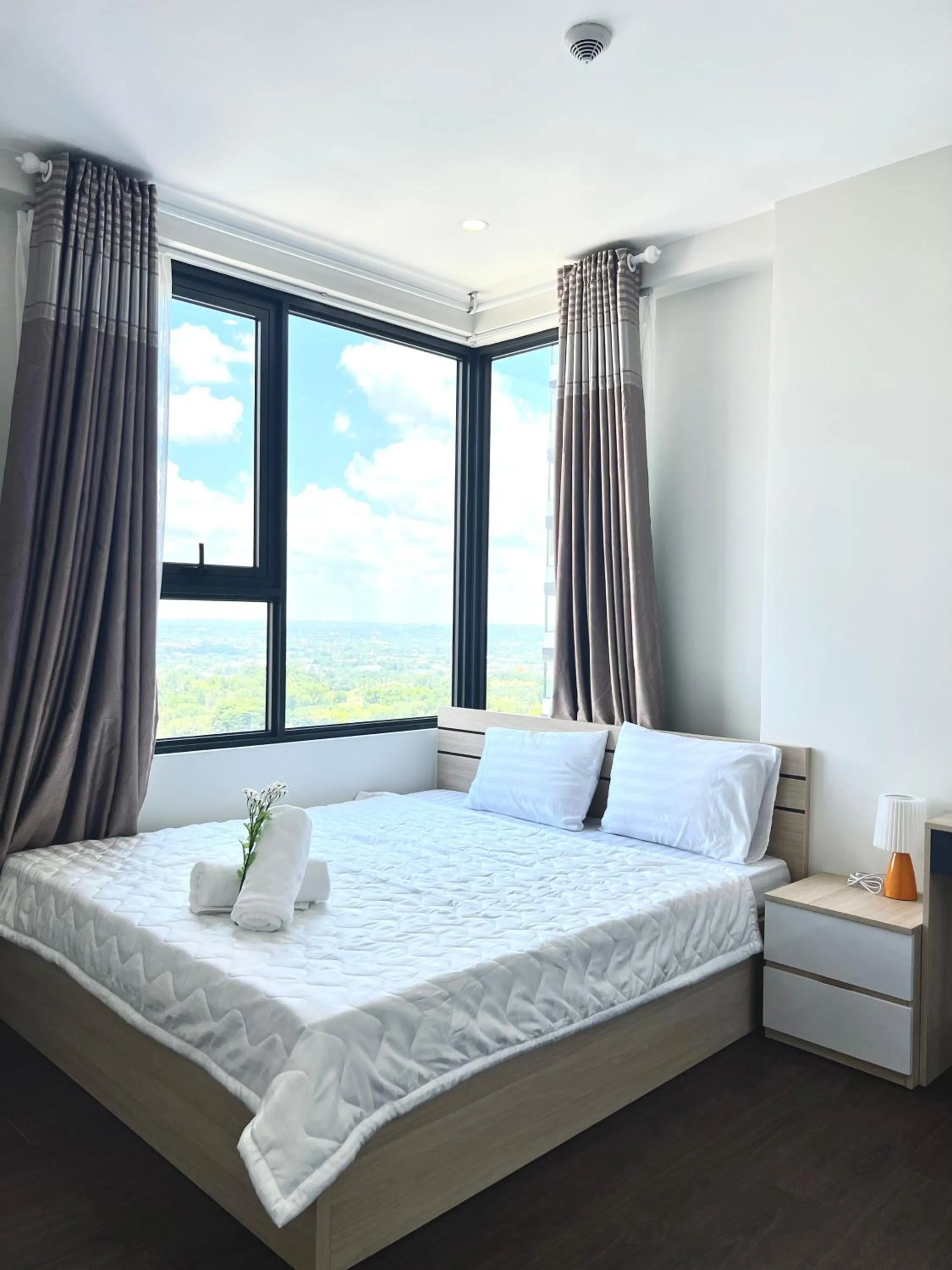 Bed in The Emerald Golf View