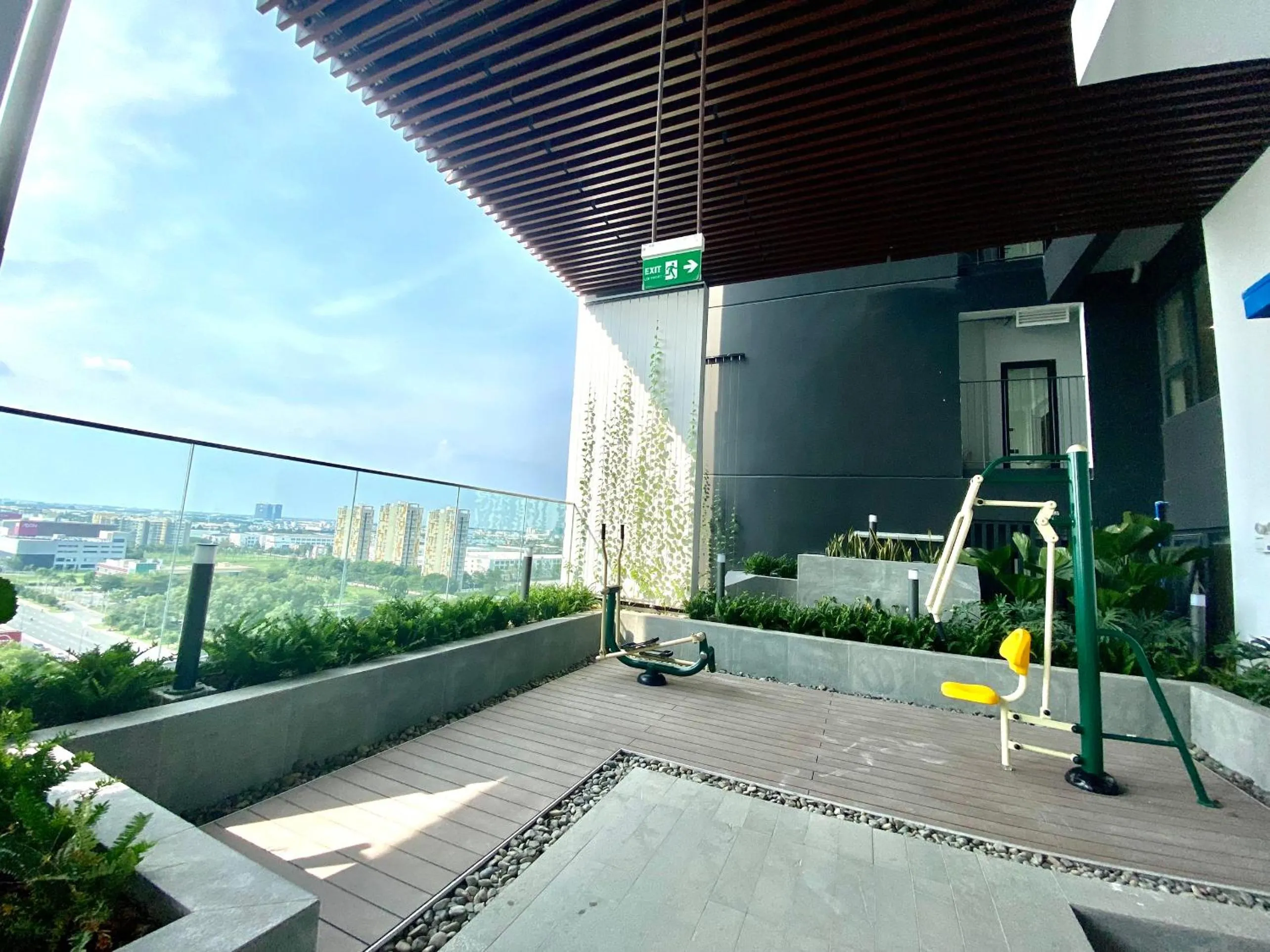 Sports in The Emerald Golf View