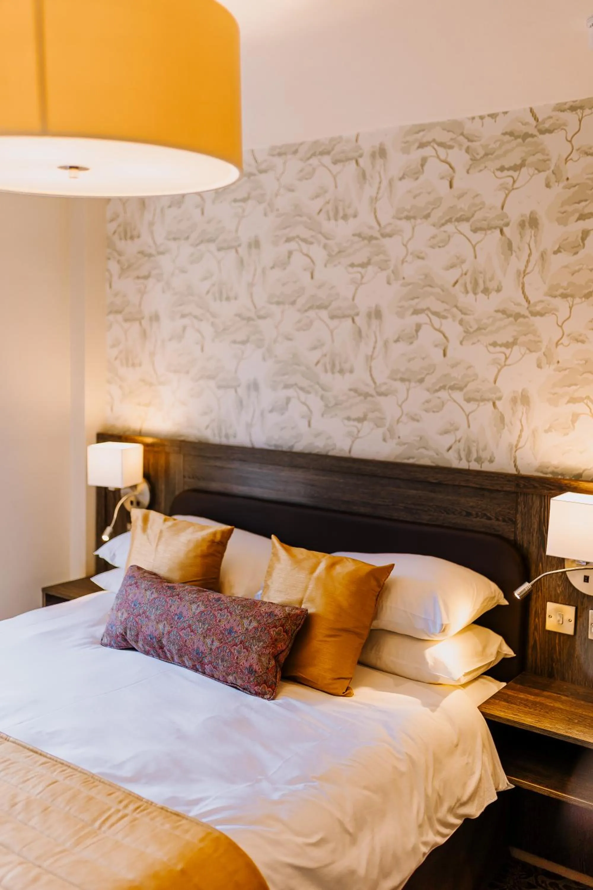 Bed in The Bull Hotel