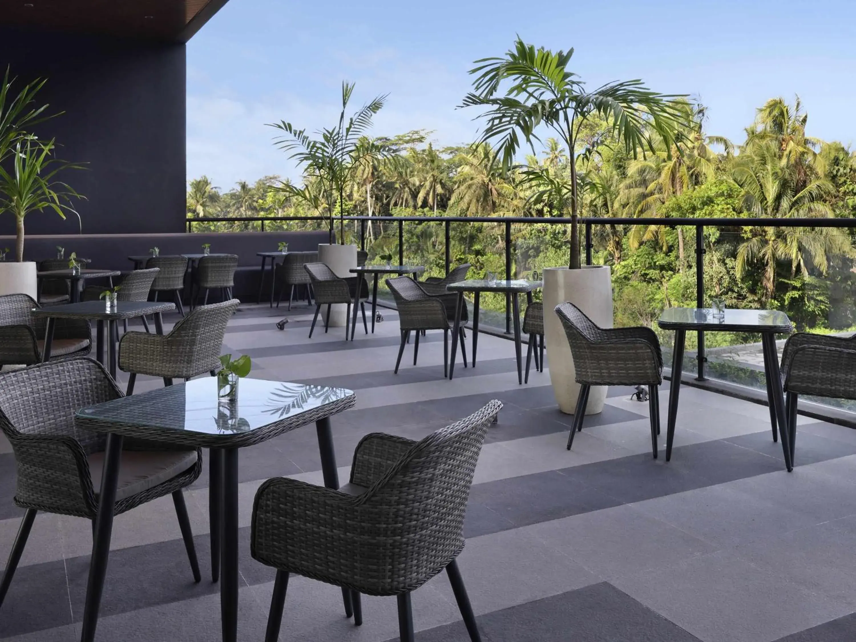 Restaurant/places to eat in ibis Yogyakarta International Airport Kulon Progo Restaurant/places to eat in ibis Yogyakarta International Airport Kulon Progo