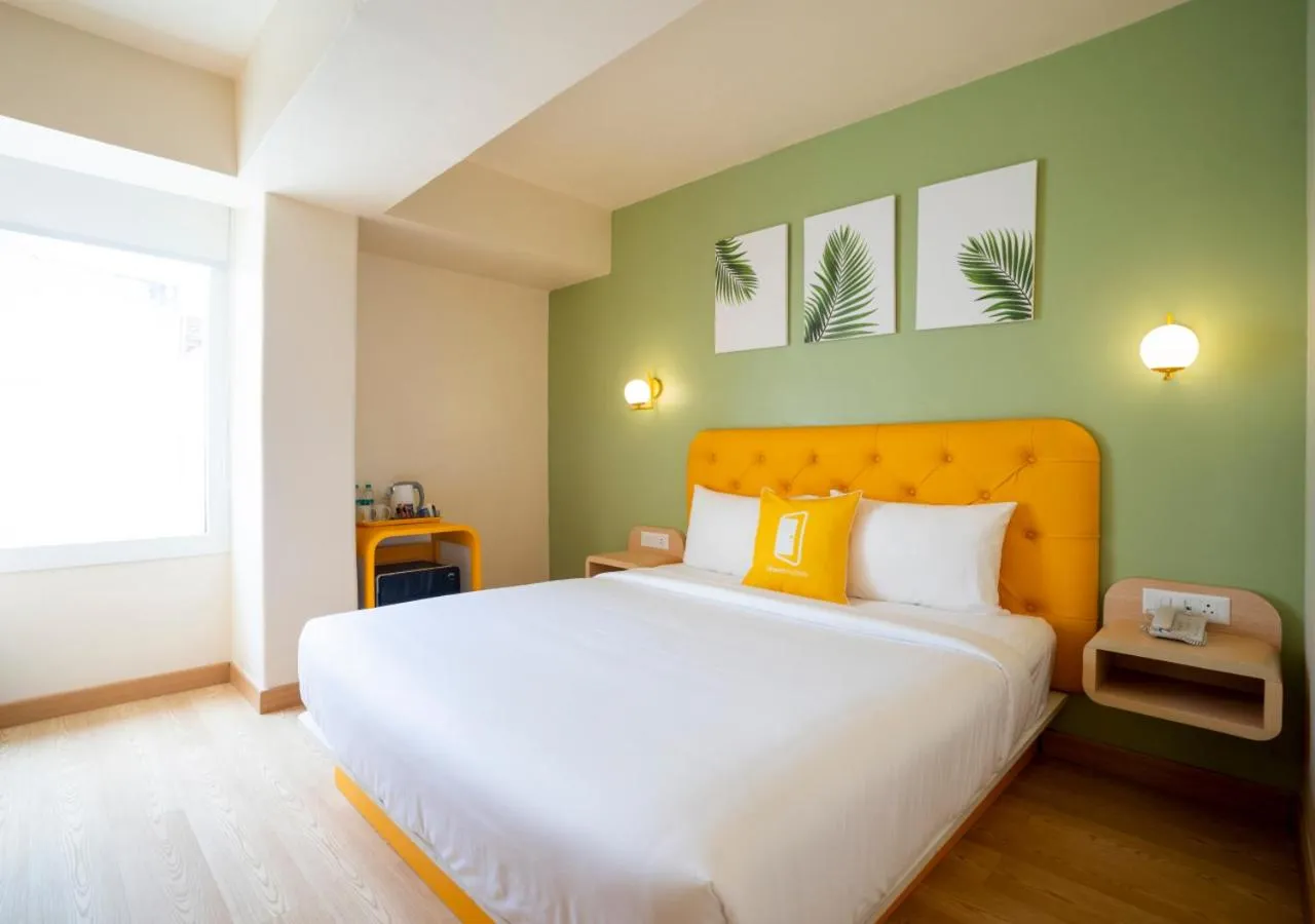 Bed in Bloom Hotel - Sector 19