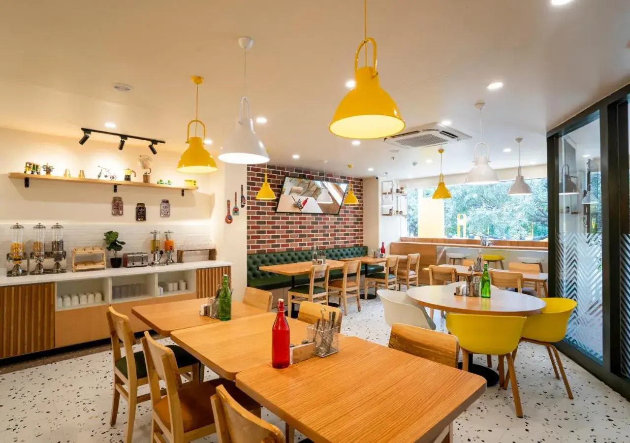 Restaurant/places to eat in Bloom Hotel - Sector 19 Restaurant/places to eat in Bloom Hotel - Sector 19