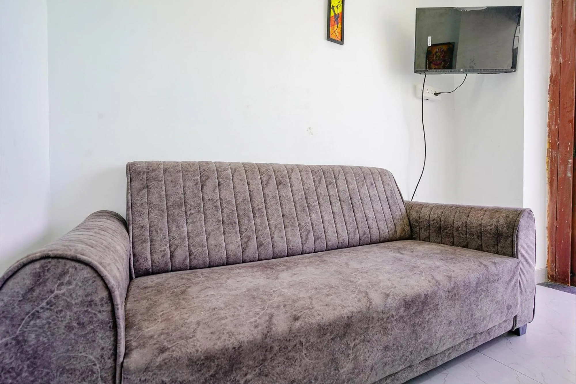 Seating area in FabHotel Crystal Inn - Nr Suvarndeep Chowk