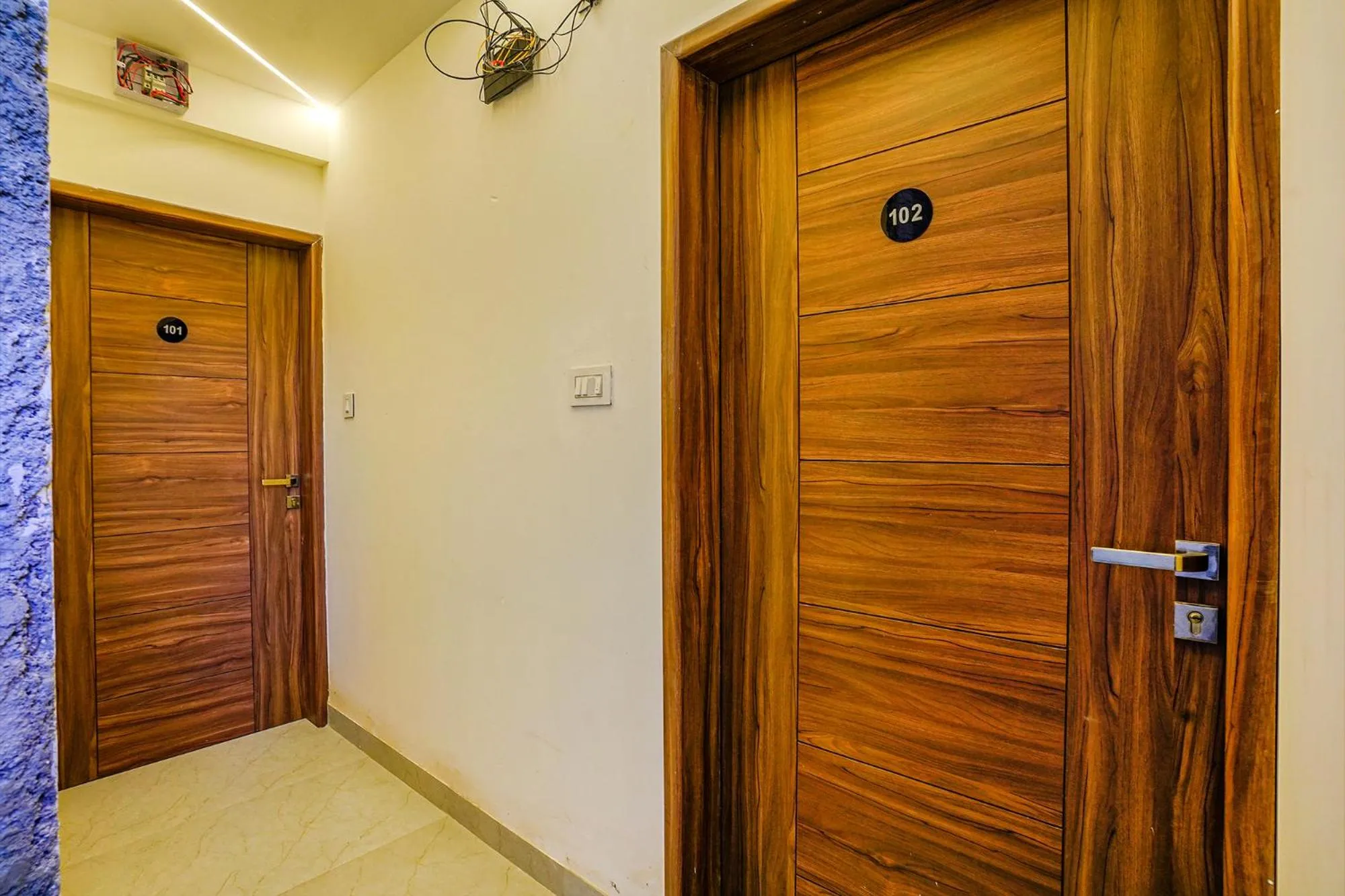 Lobby or reception in FabHotel Crystal Inn - Nr Suvarndeep Chowk