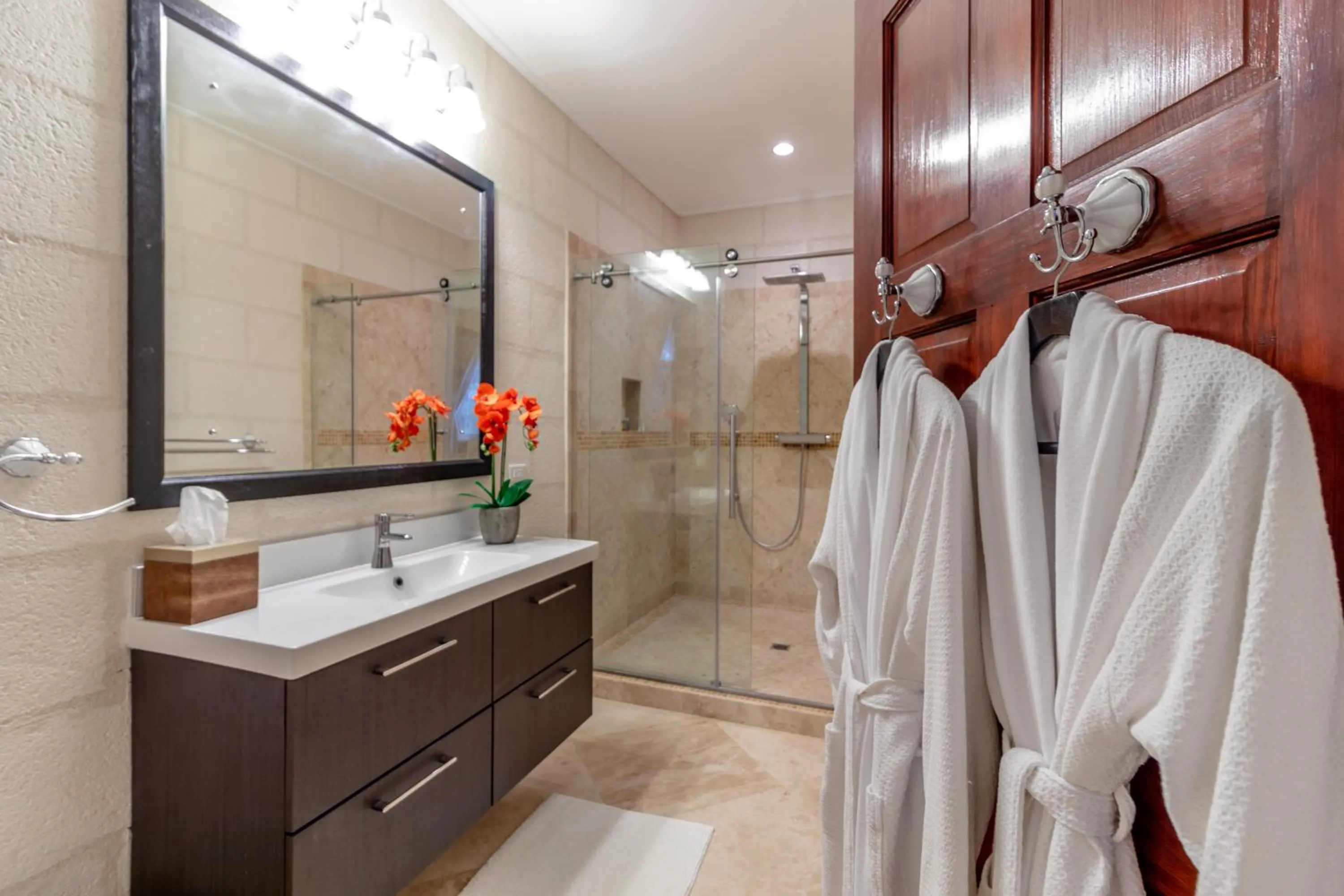 Shower in Sweetfield Manor