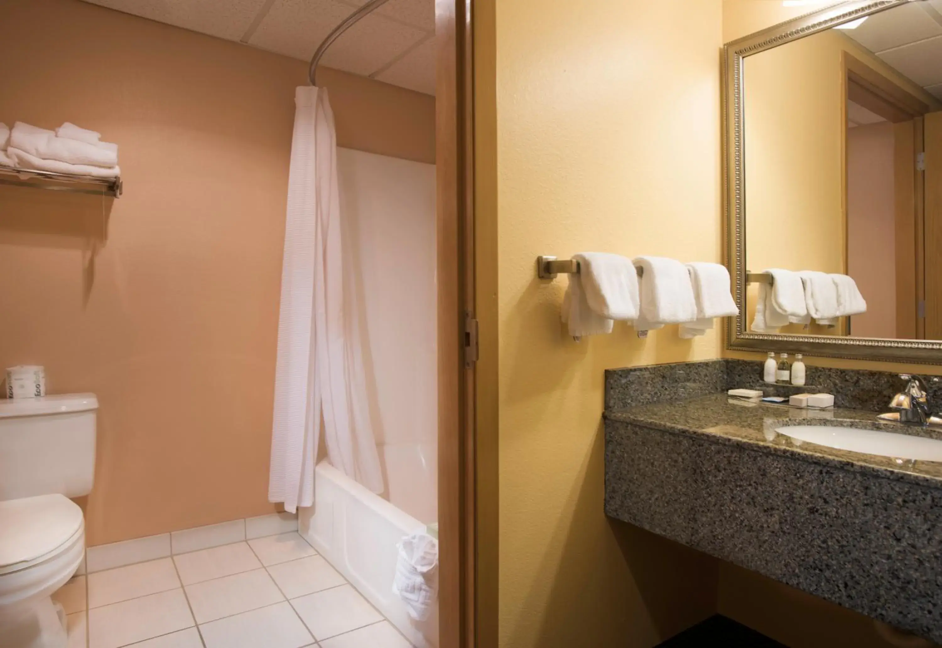Bathroom in The Landing Hotel Bathroom in The Landing Hotel