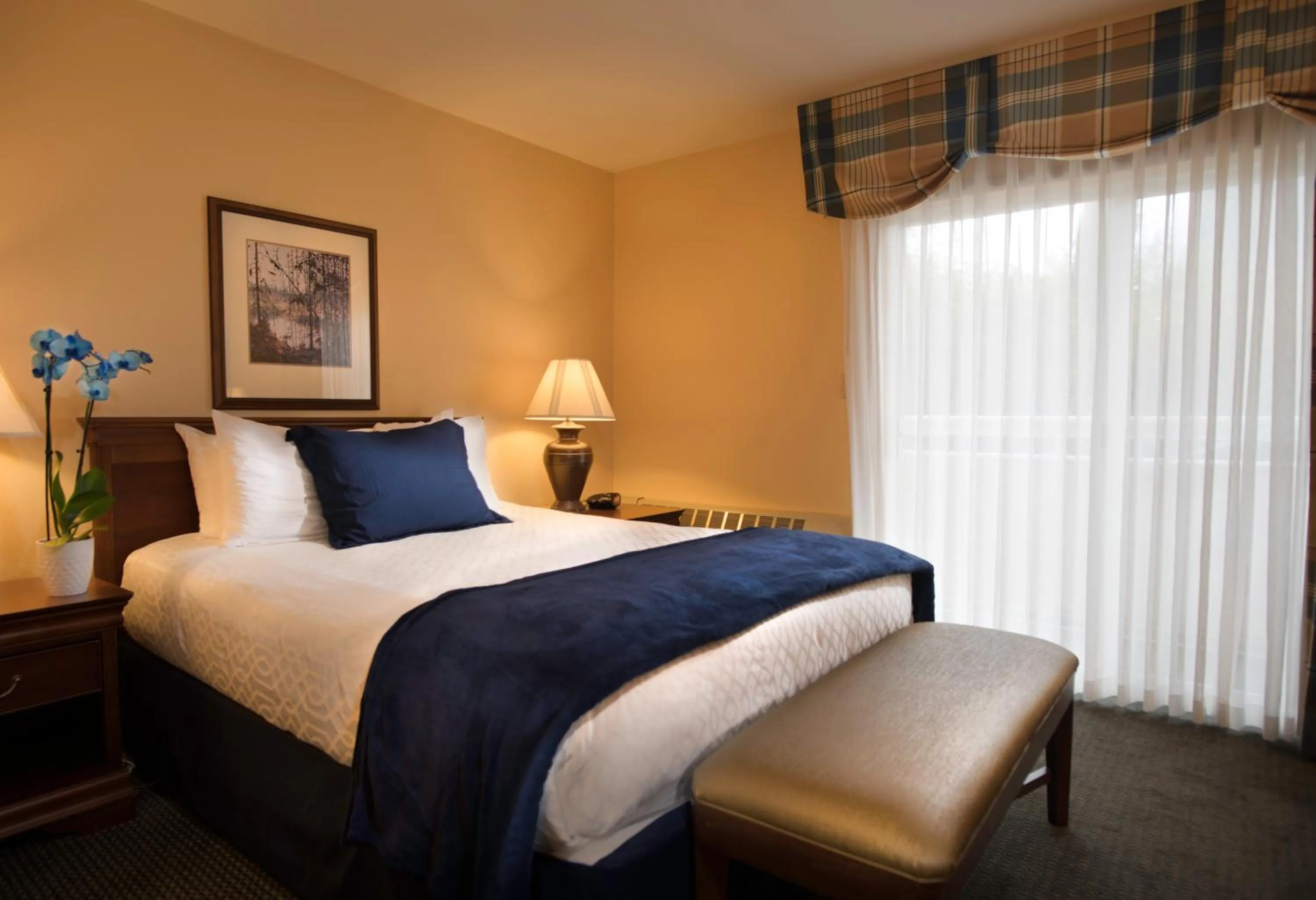 Bed in The Landing Hotel