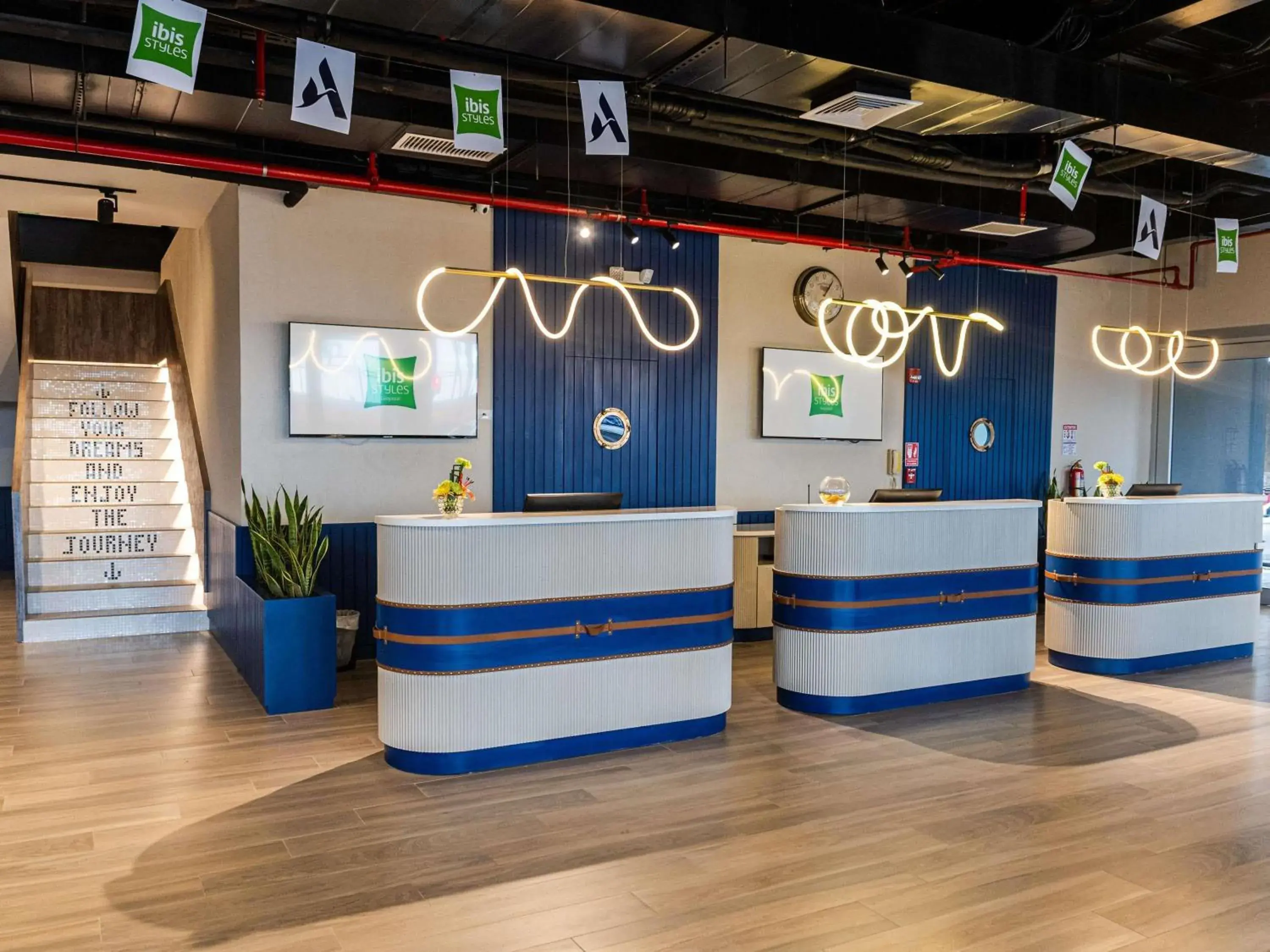 Property building in Ibis Styles El Malecon Guayaquil Property building in Ibis Styles El Malecon Guayaquil