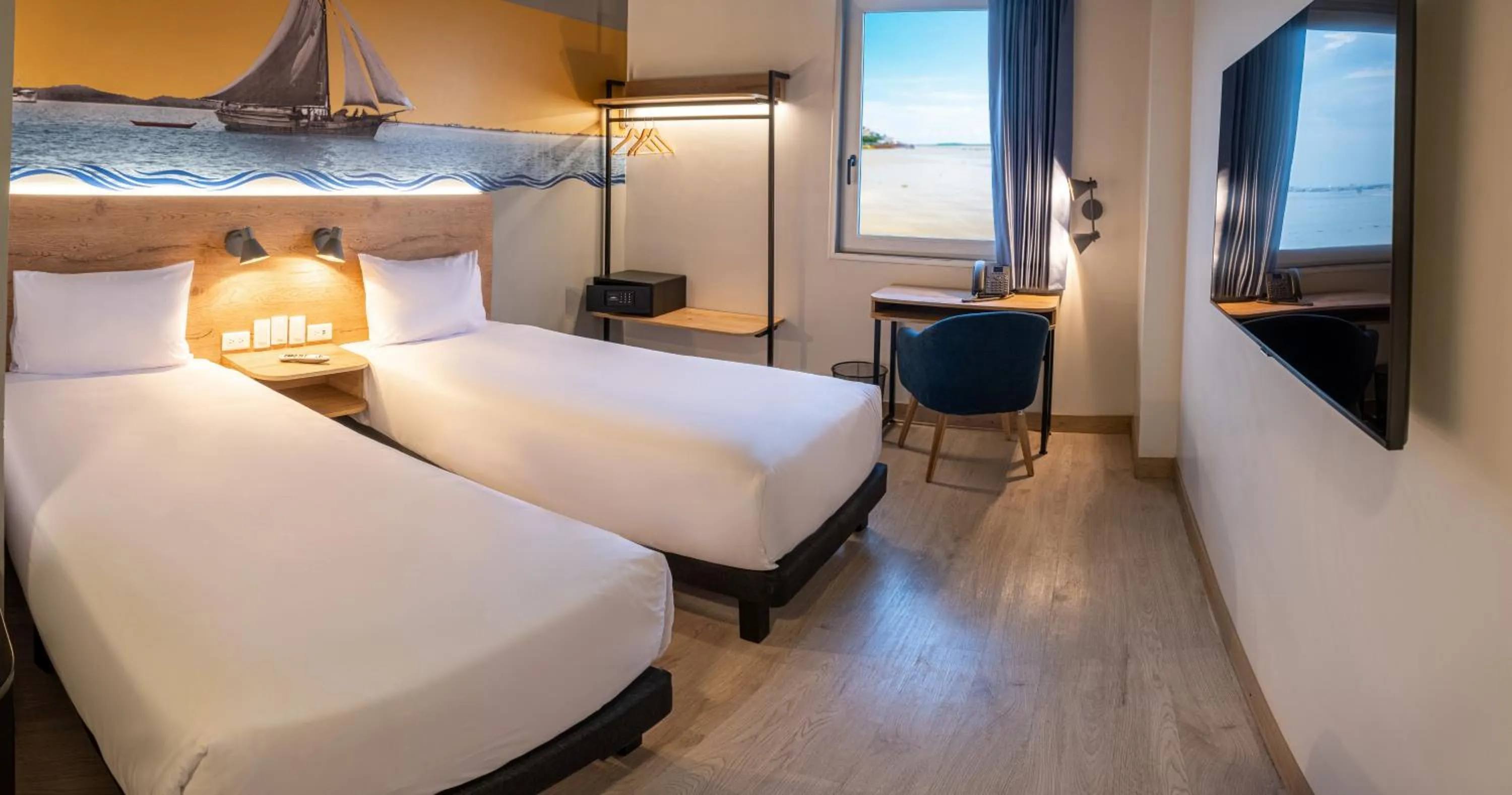 TV and multimedia, Bed in Ibis Styles El Malecon Guayaquil