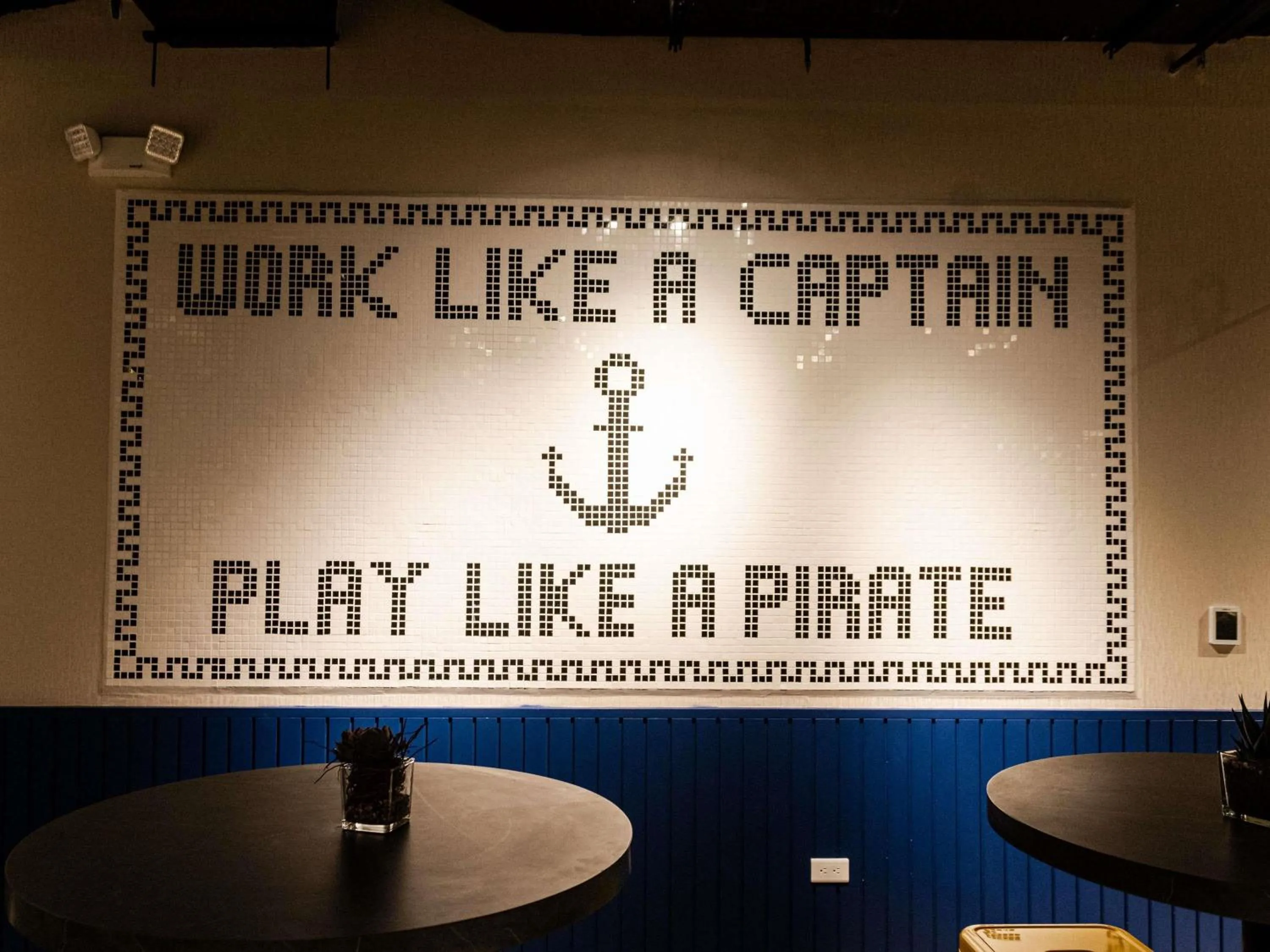 Lounge or bar in Ibis Styles El Malecon Guayaquil